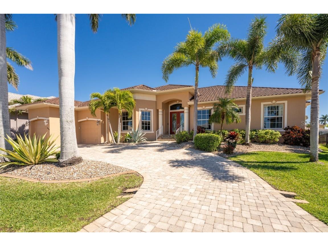 3830 Bermuda Ct Punta Gorda FL 33950 C7488531 image1