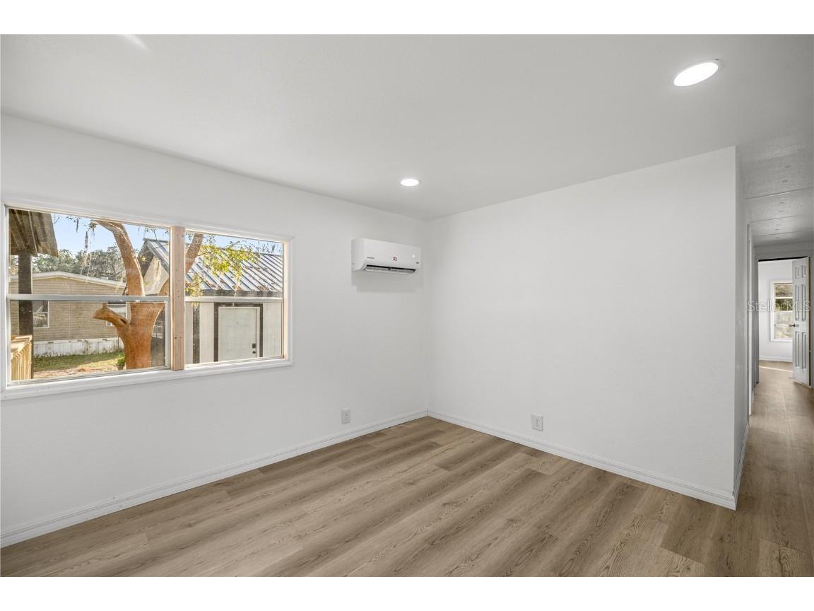 3830 NE 59th Terrace Silver Springs FL 34488 OM714085 image14