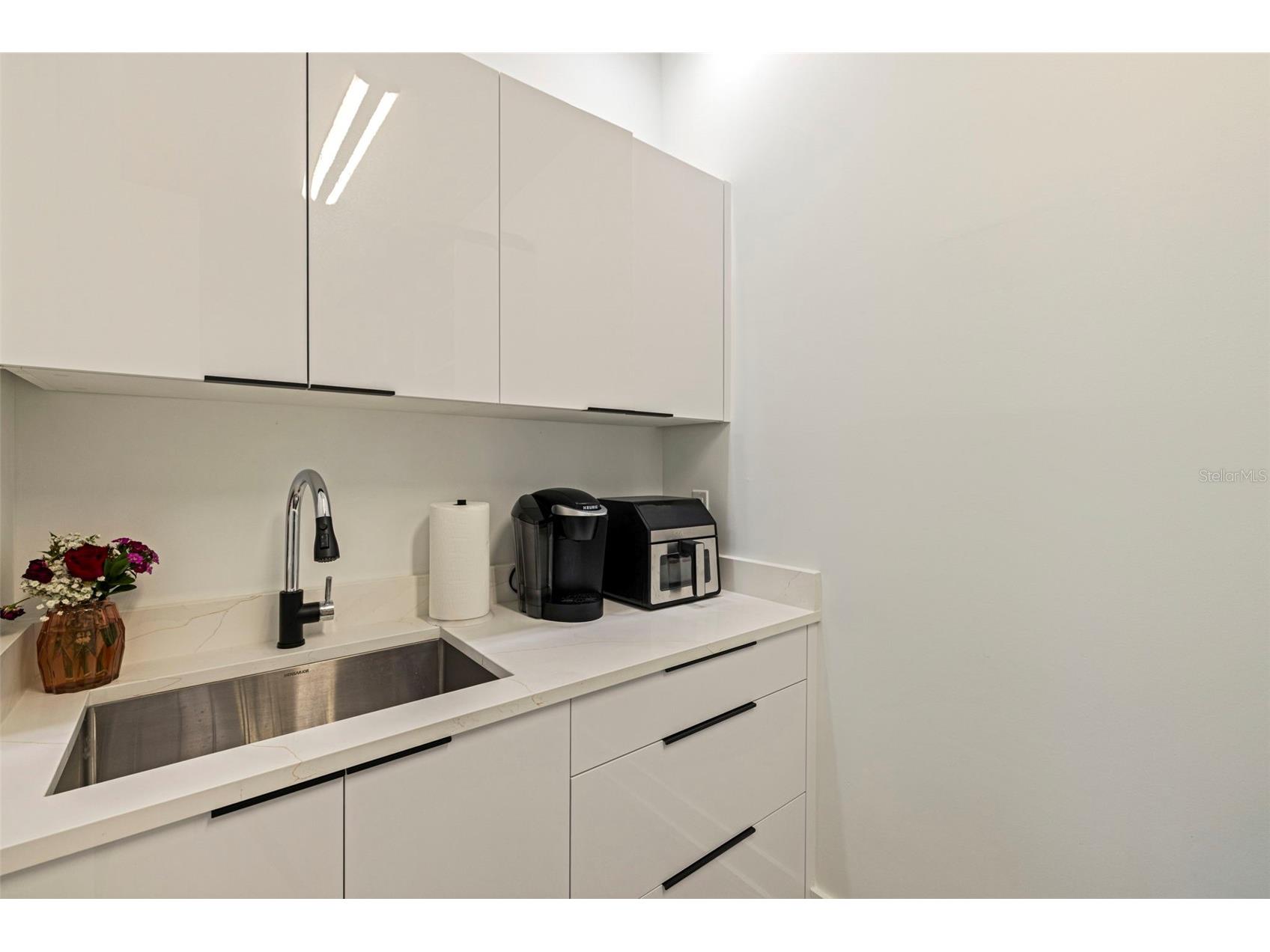 3830 Shore Acres Boulevard NE Saint Petersburg FL 33703 - TAMPA BAY TB8472930 image16