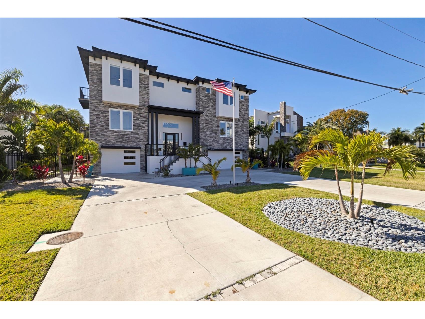 3830 Shore Acres Boulevard NE Saint Petersburg FL 33703 - TAMPA BAY TB8472930 image2