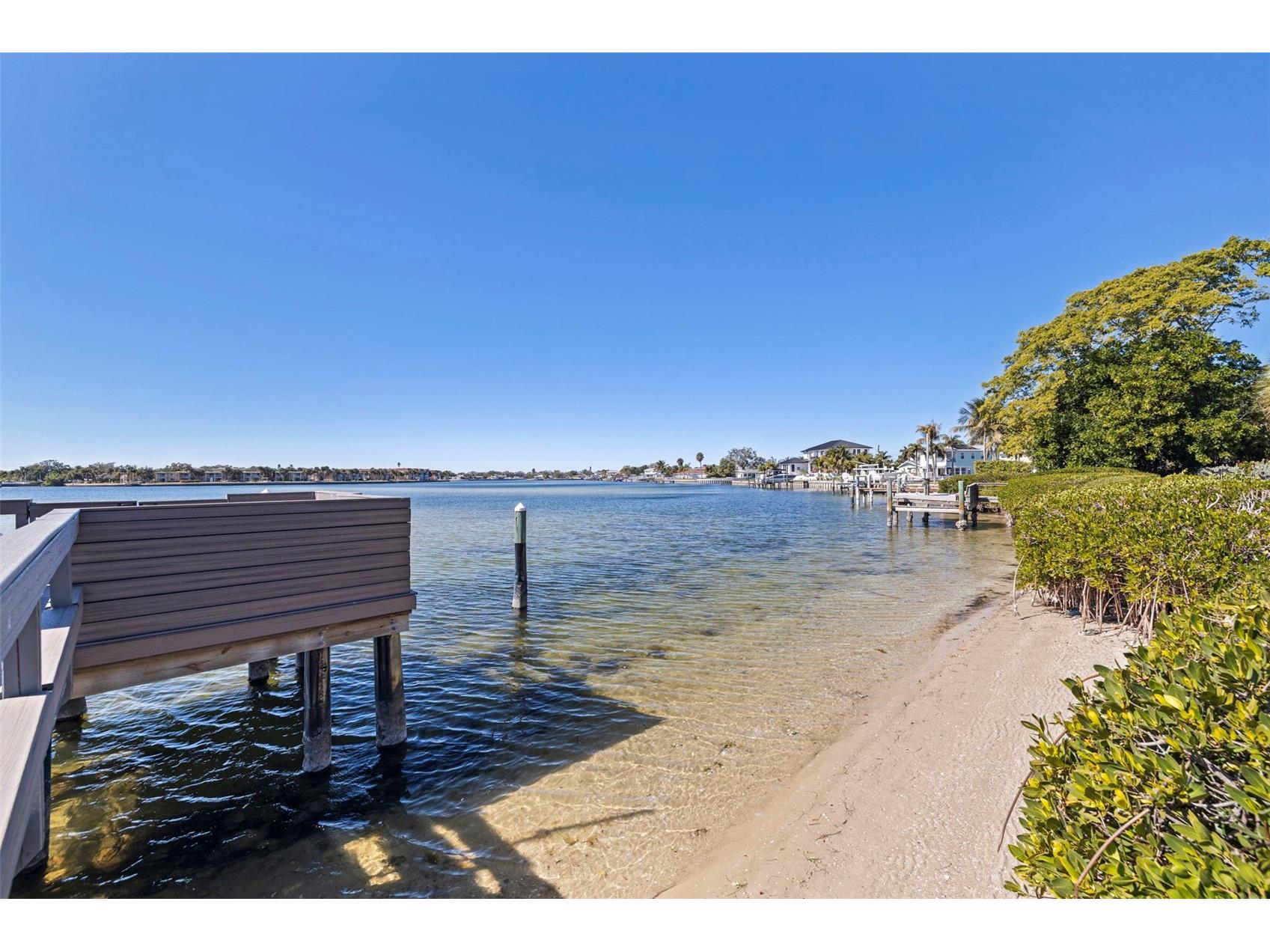 3830 Shore Acres Boulevard NE Saint Petersburg FL 33703 - TAMPA BAY TB8472930 image38