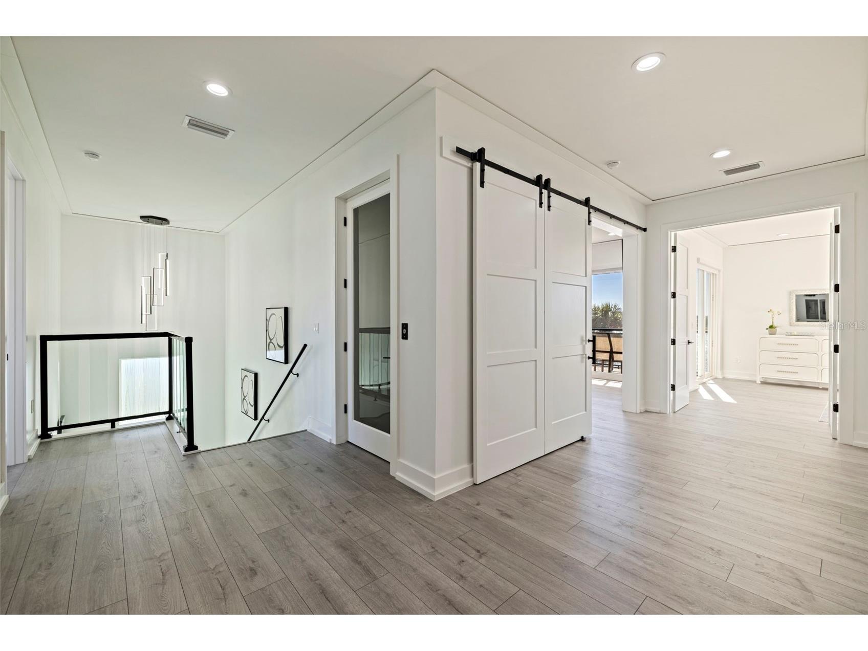 3830 Shore Acres Boulevard NE Saint Petersburg FL 33703 - TAMPA BAY TB8472930 image45