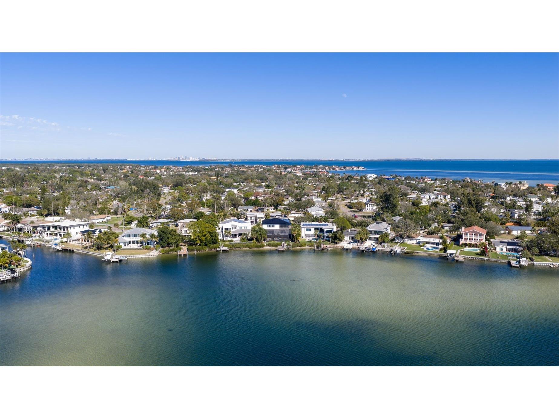 3830 Shore Acres Boulevard NE Saint Petersburg FL 33703 - TAMPA BAY TB8472930 image73