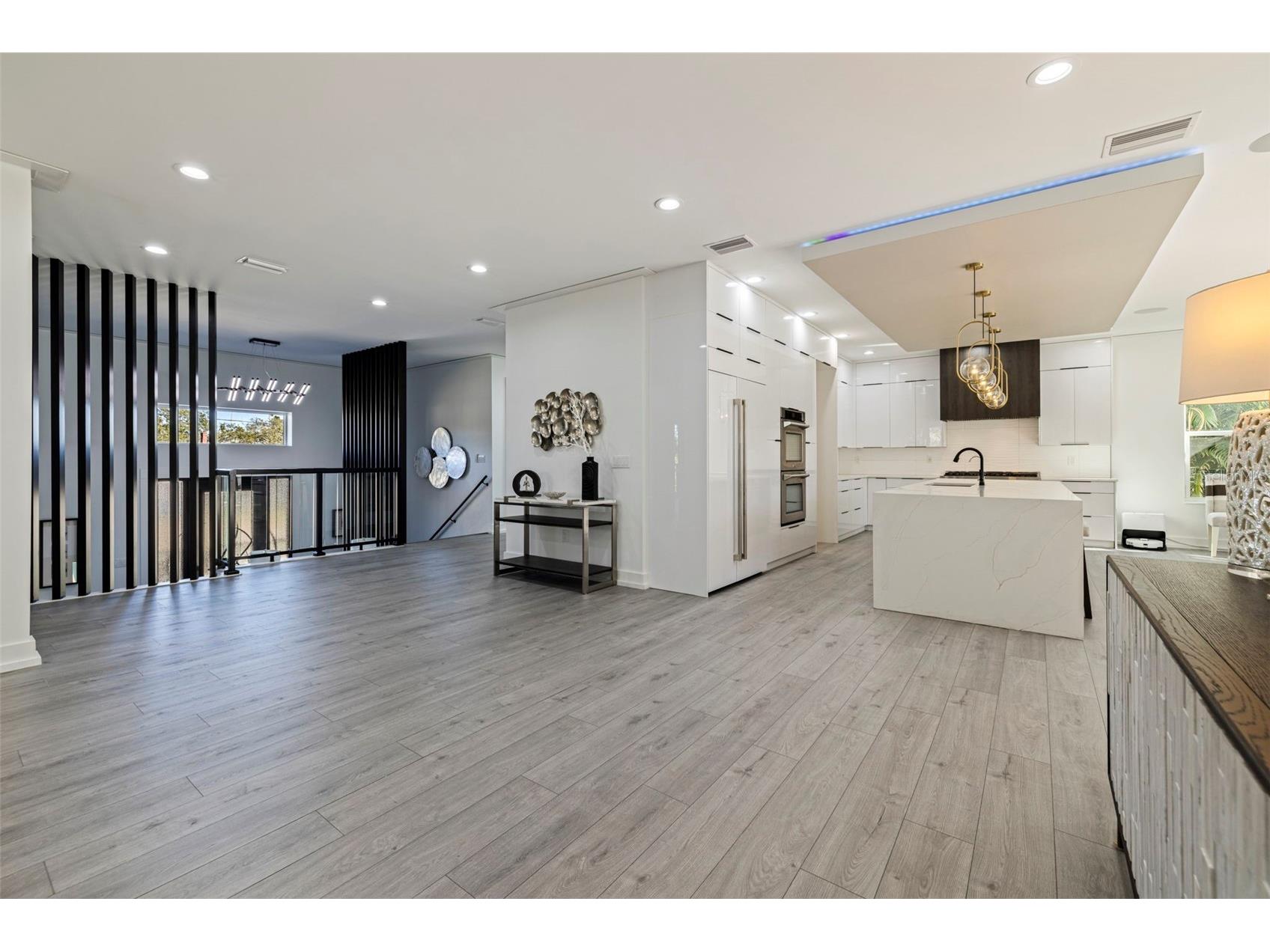 3830 Shore Acres Boulevard NE Saint Petersburg FL 33703 - TAMPA BAY TB8472930 image8