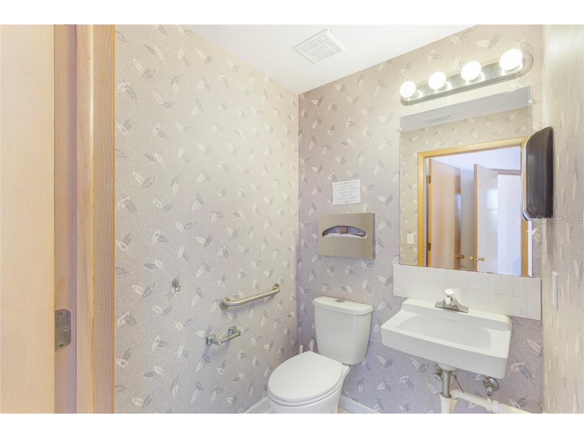 3830 Tampa Road #100 Palm Harbor FL 34684 TB8377374 image16