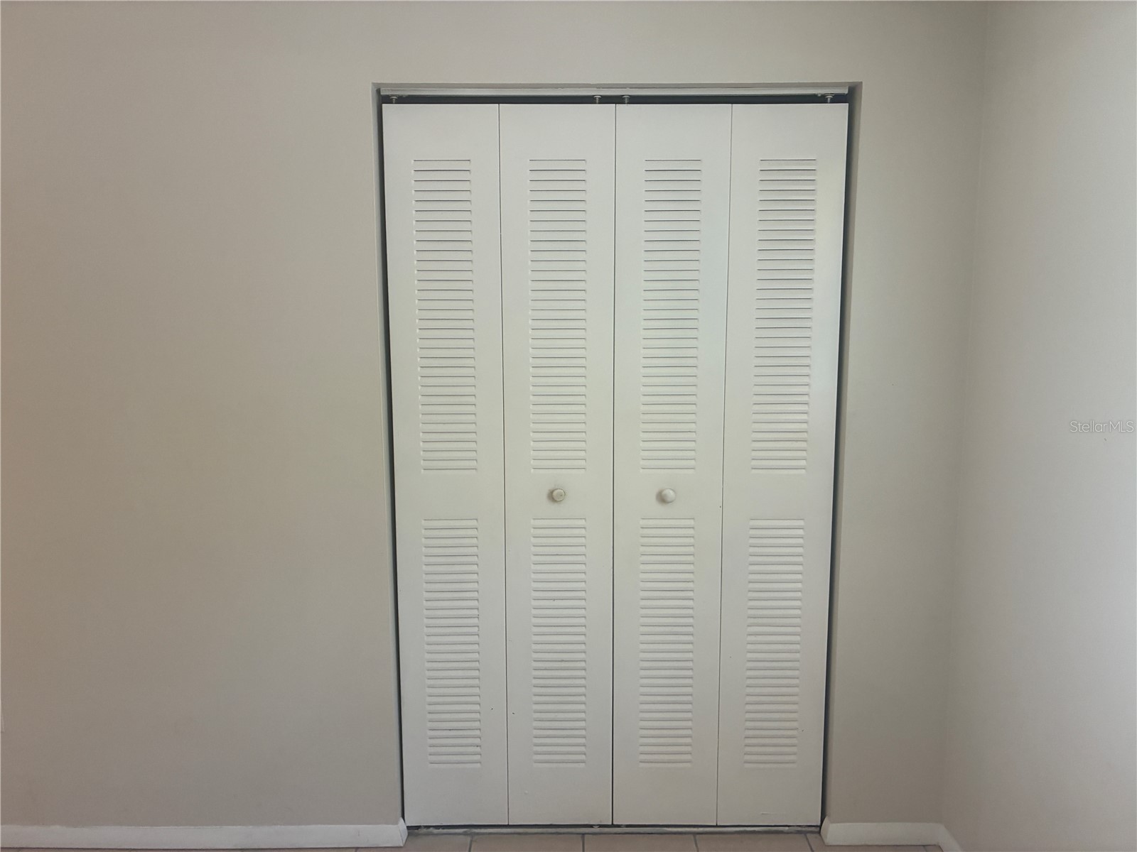 3830 Valley Tree Drive Tampa FL 33610 TB8528034 image11
