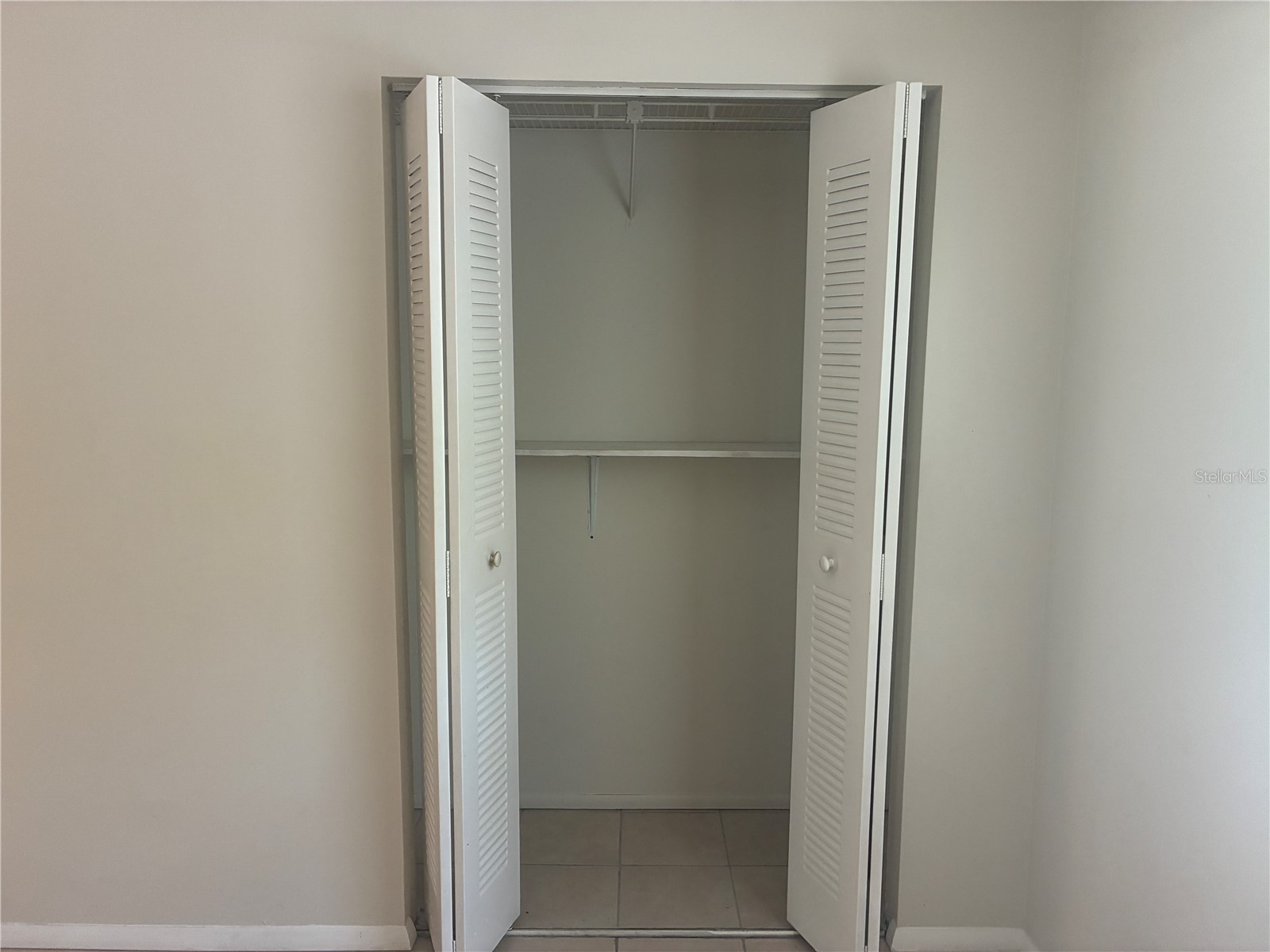 3830 Valley Tree Drive Tampa FL 33610 TB8528034 image12