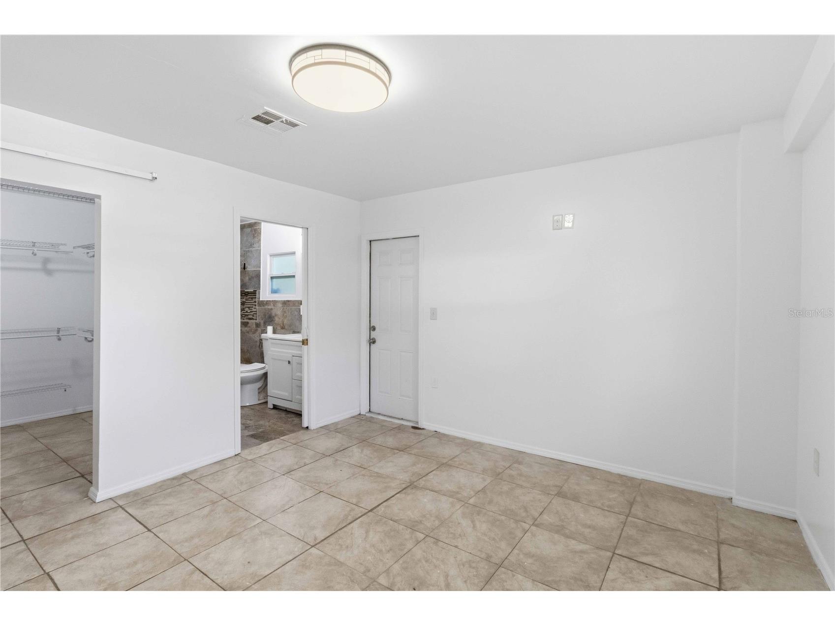 38308 Collins Avenue Zephyrhills FL 33542 TB8495019 image10