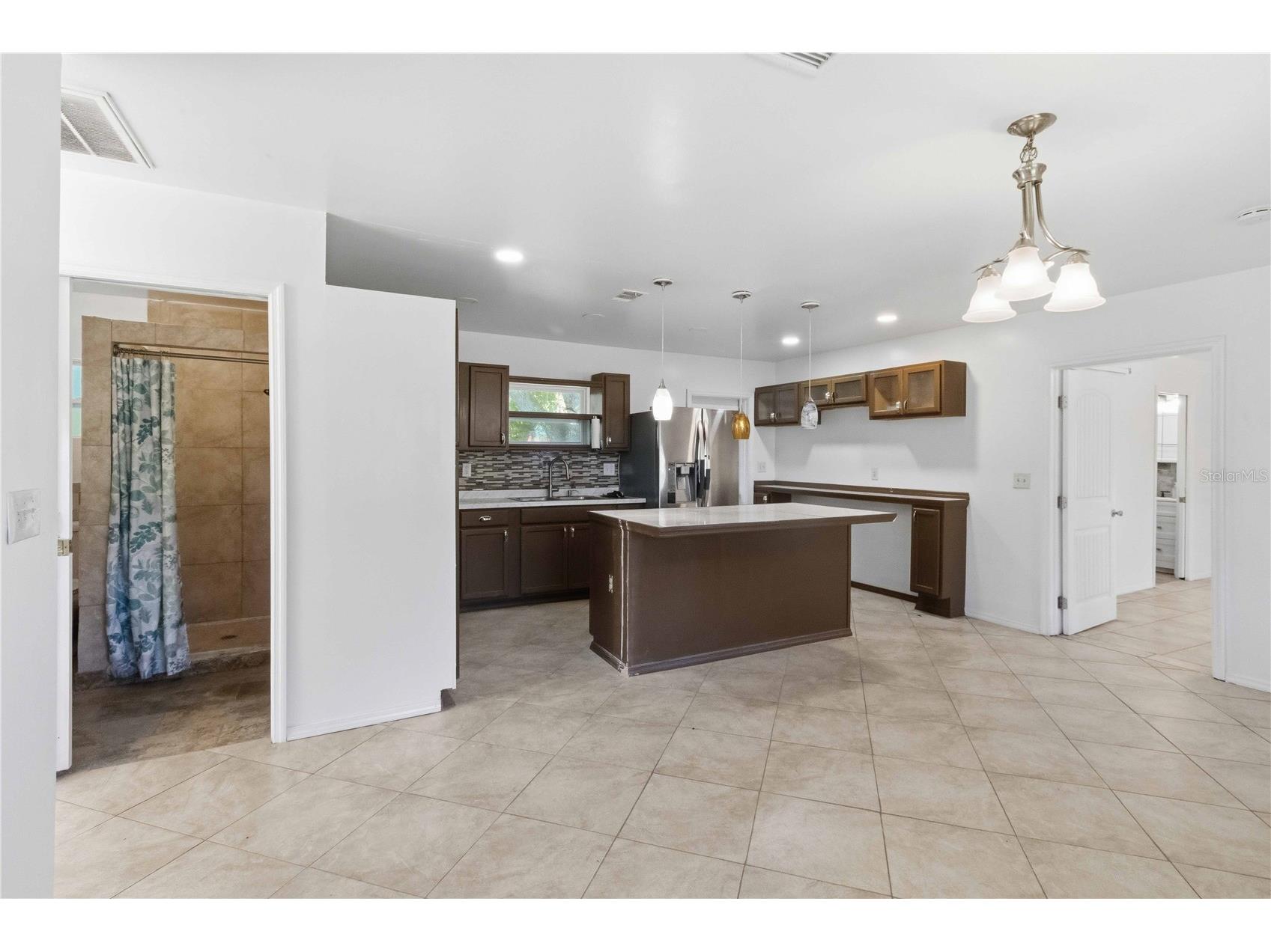38308 Collins Avenue Zephyrhills FL 33542 TB8495019 image6