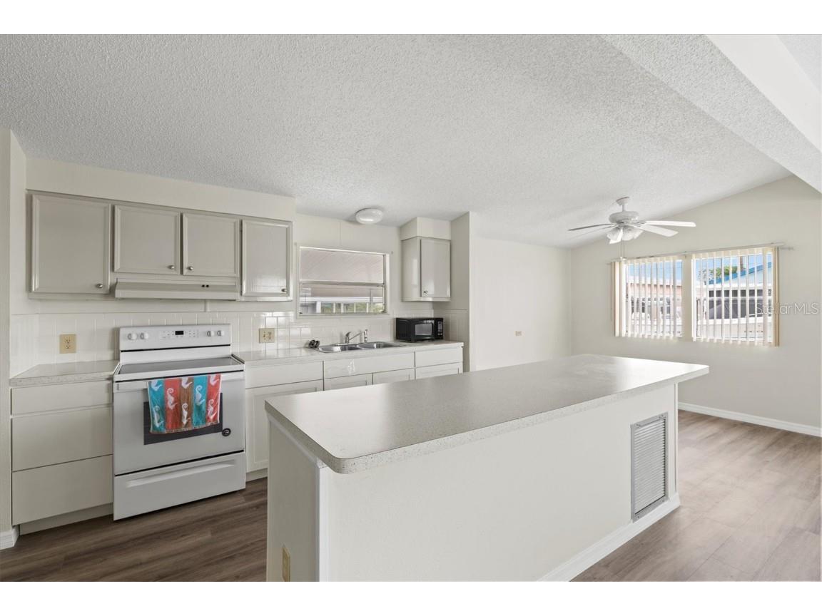 3831 115th Street Court W Bradenton FL 34210 A4671464 image15