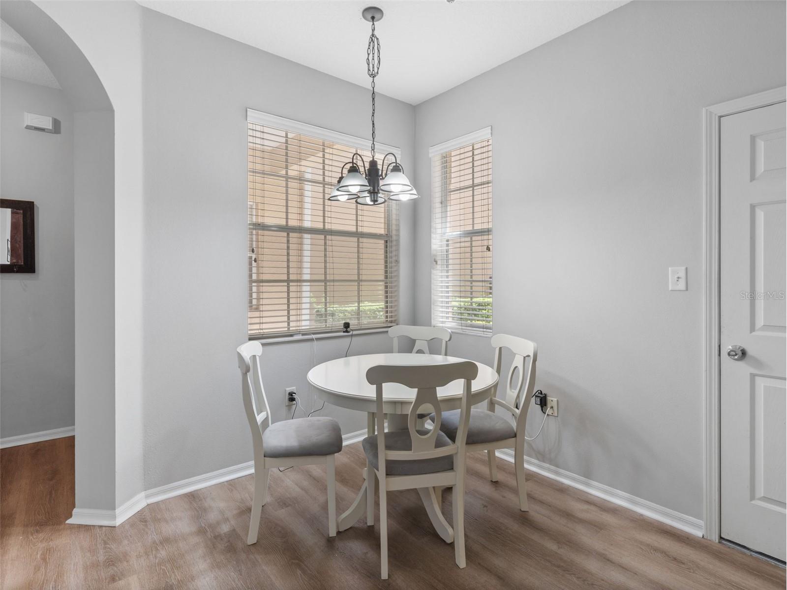 3831 Parkridge Circle #1-104 Sarasota FL 34243 A4698440 image10