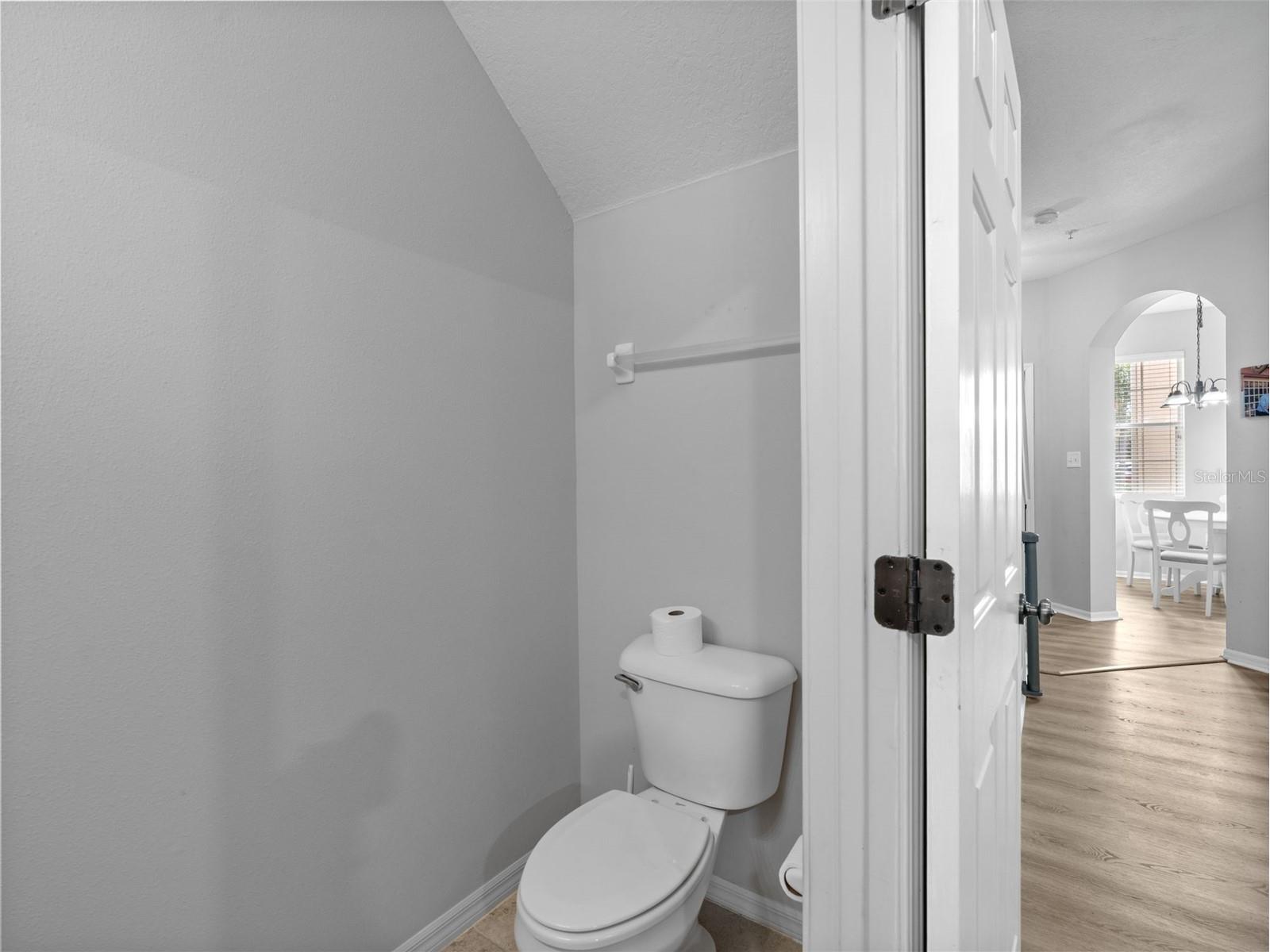 3831 Parkridge Circle #1-104 Sarasota FL 34243 A4698440 image29