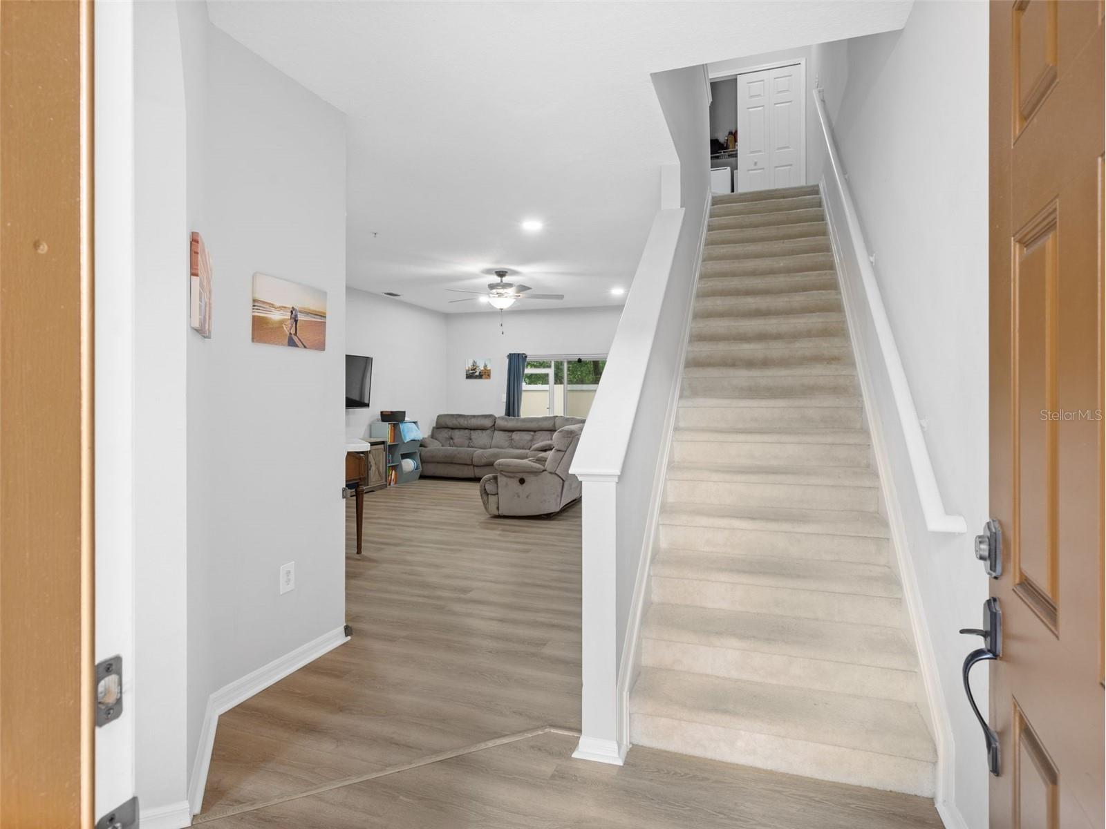 3831 Parkridge Circle #1-104 Sarasota FL 34243 A4698440 image3