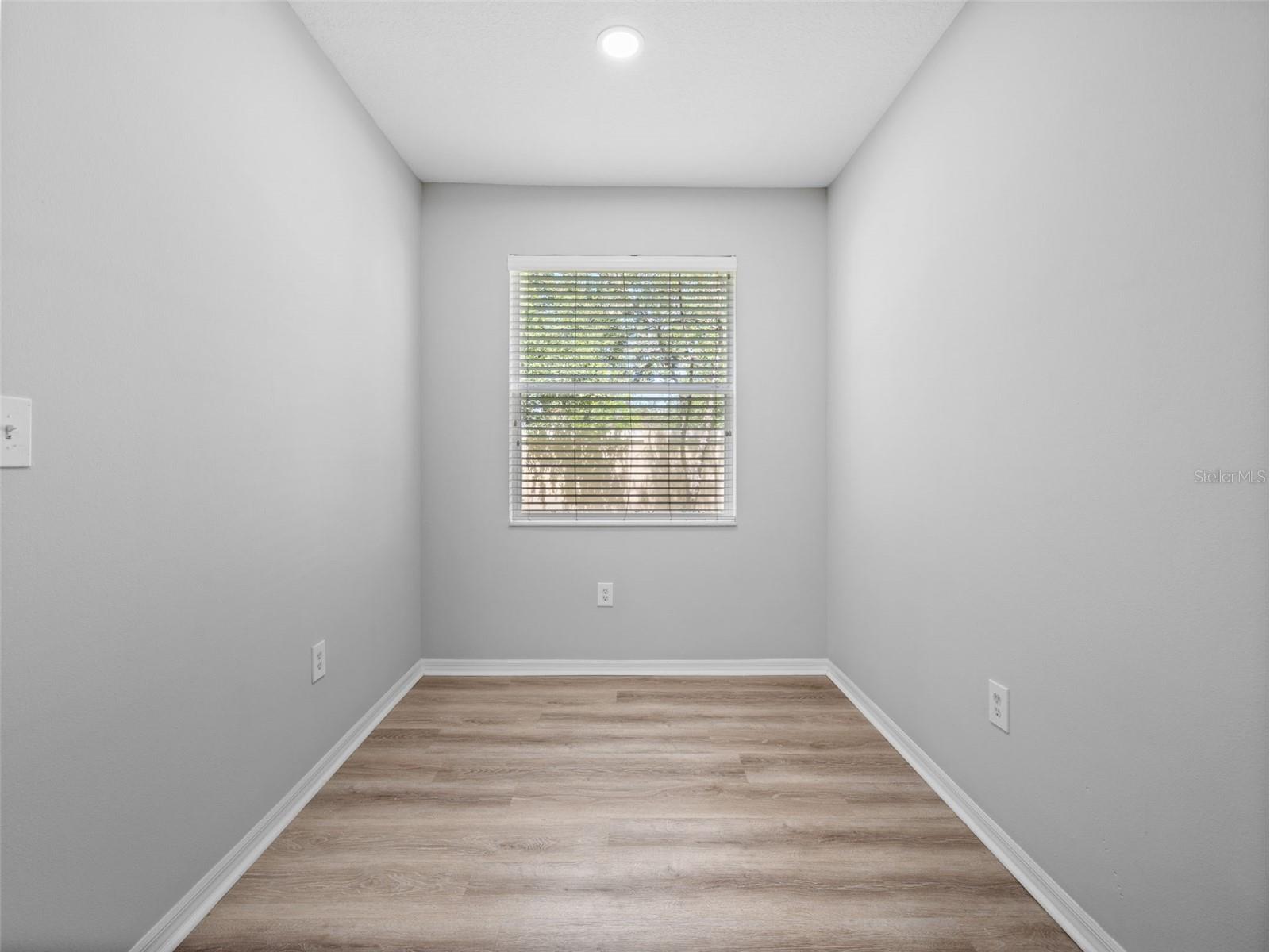 3831 Parkridge Circle #1-104 Sarasota FL 34243 A4698440 image7