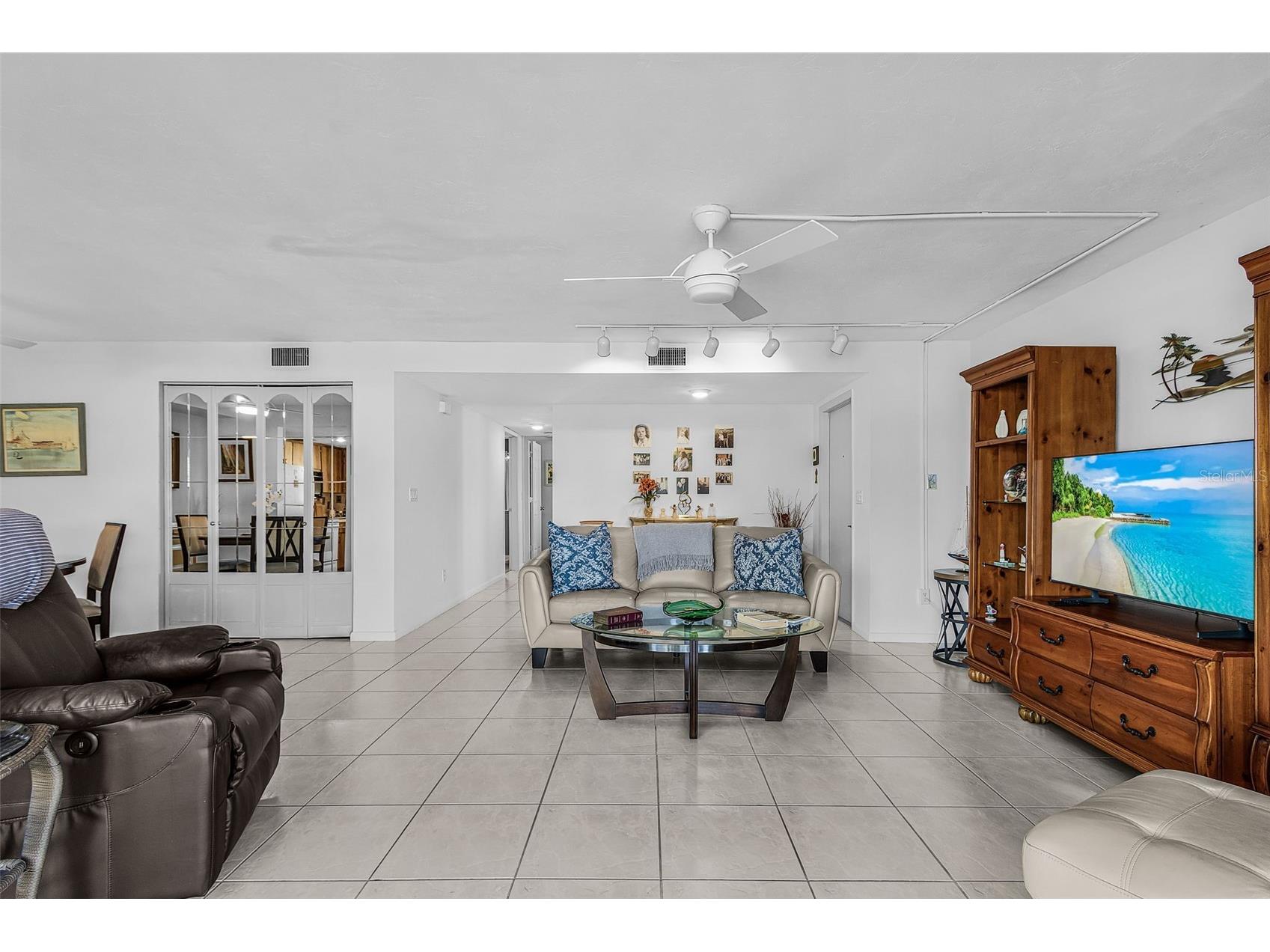 3831 SE 11th Place #101 Cape Coral FL 33904 - RUBICON CANAL A4677728 image6
