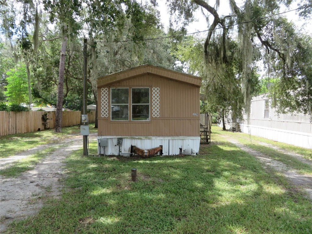 38310 Palm Grove Drive Zephyrhills FL 33542 T3469614 image1