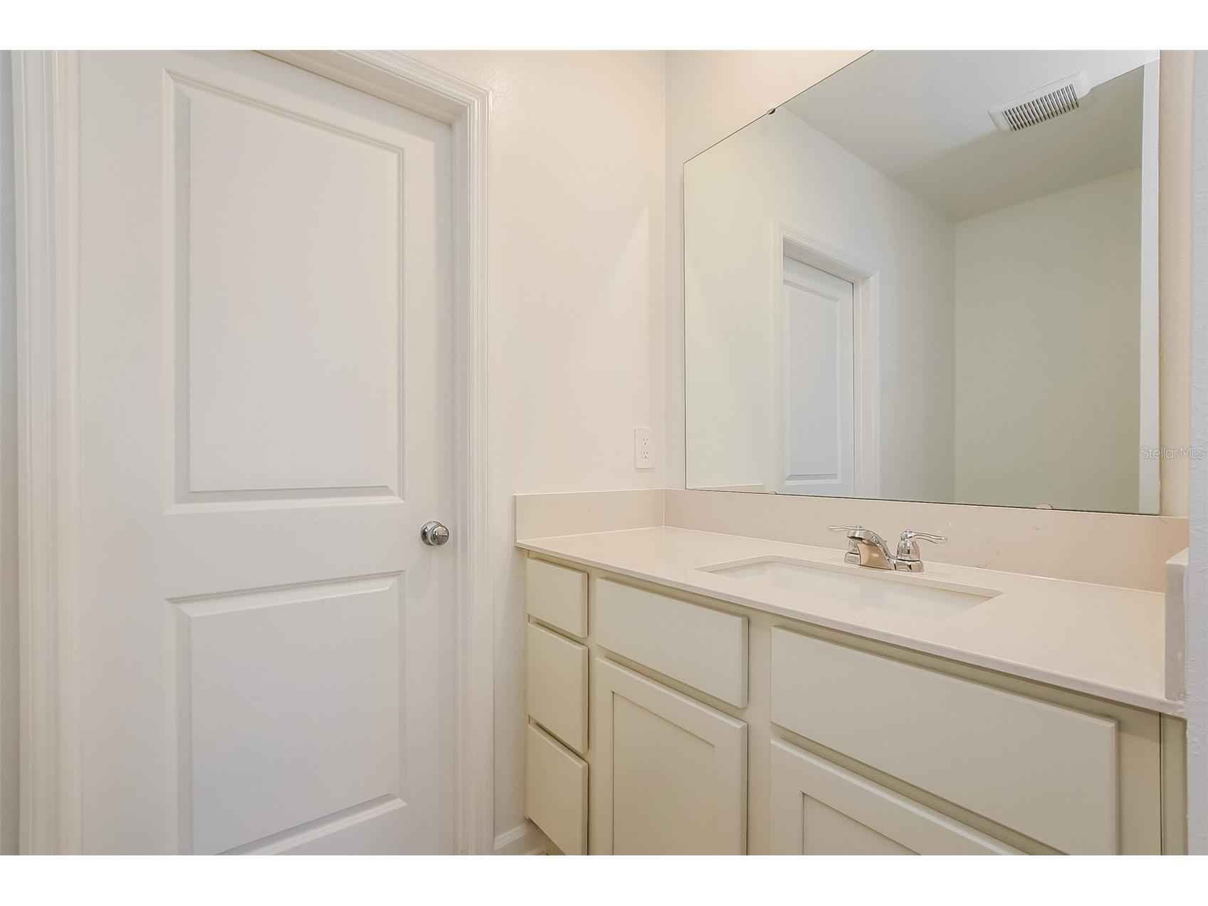 3832 Amers Loop Haines City FL 33844 O6368531 image18