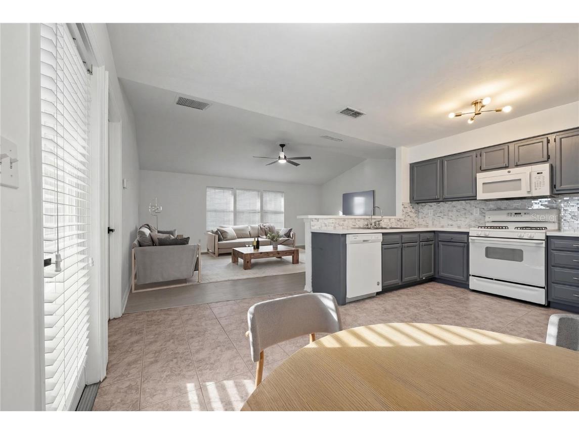 3832 NW 27th Street Gainesville FL 32605 GC536013 image9