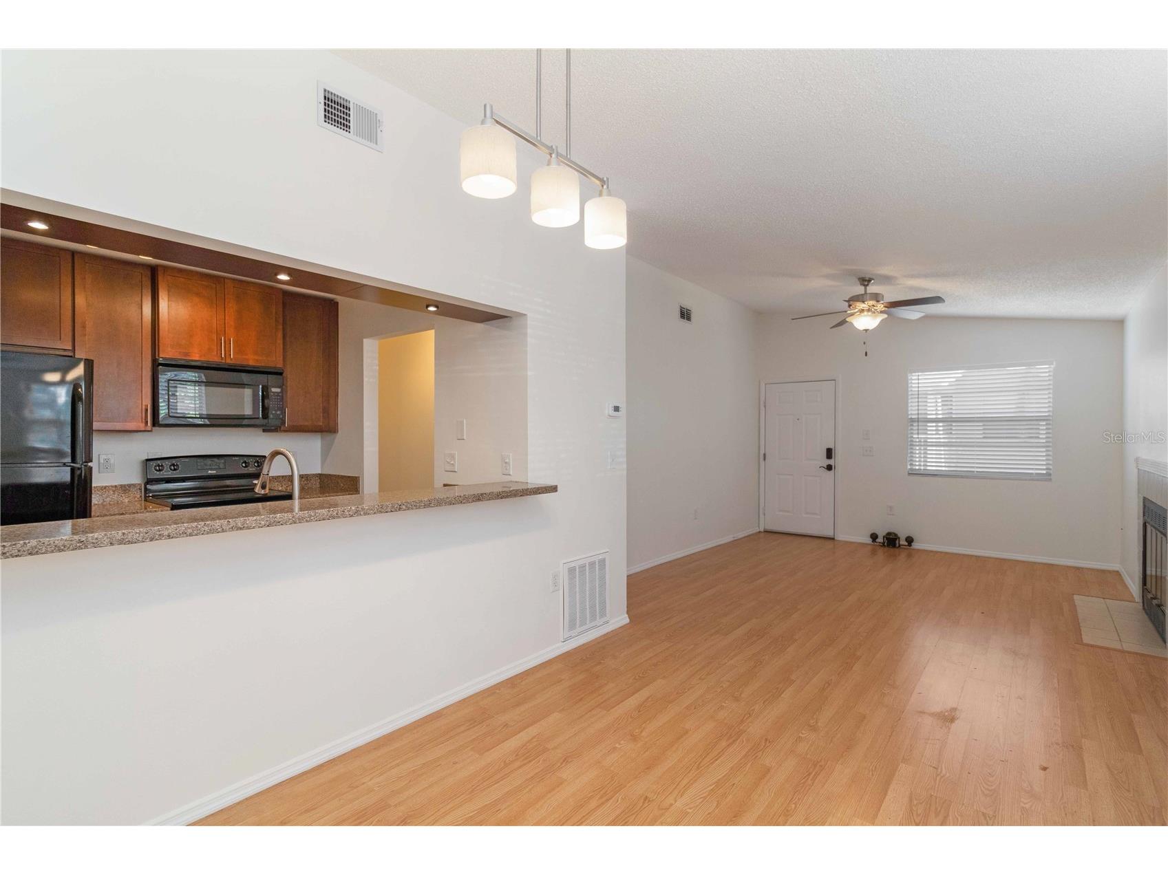 3833 59th Avenue W #4160 Bradenton FL 34210 A4686779 image8