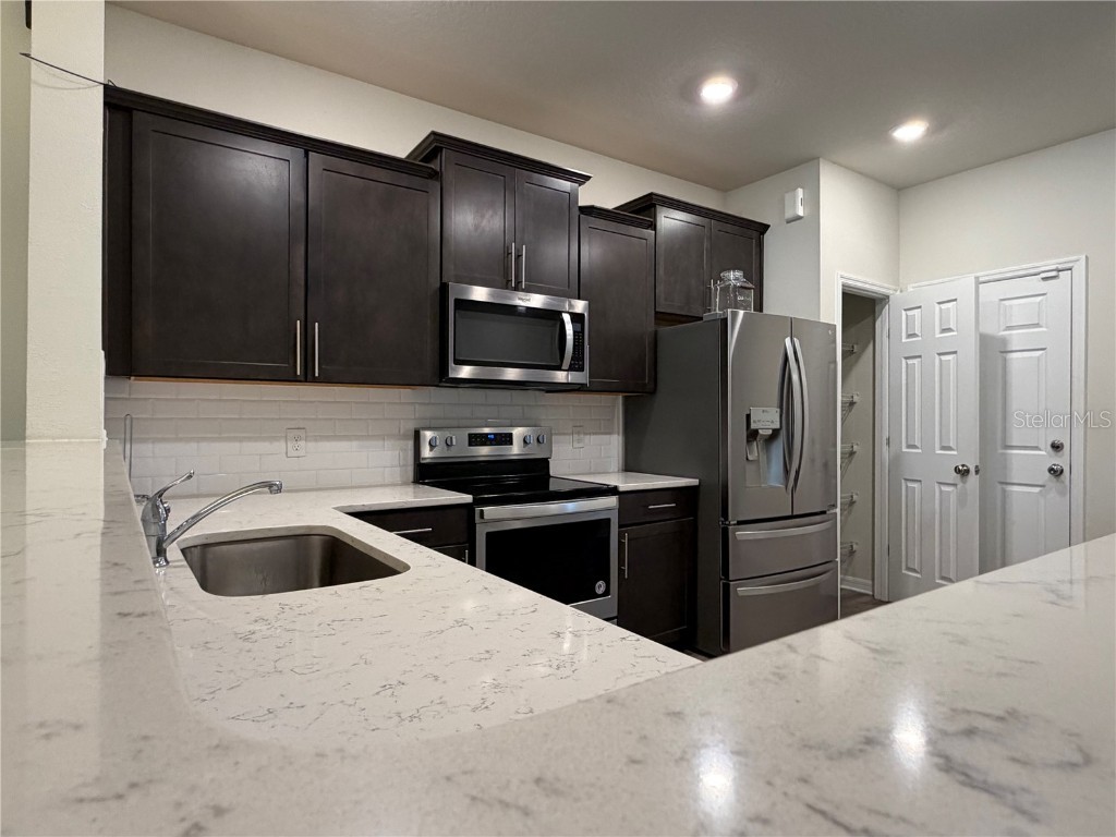 3833 Plainview Drive Orlando FL 32824 O6358835 image8