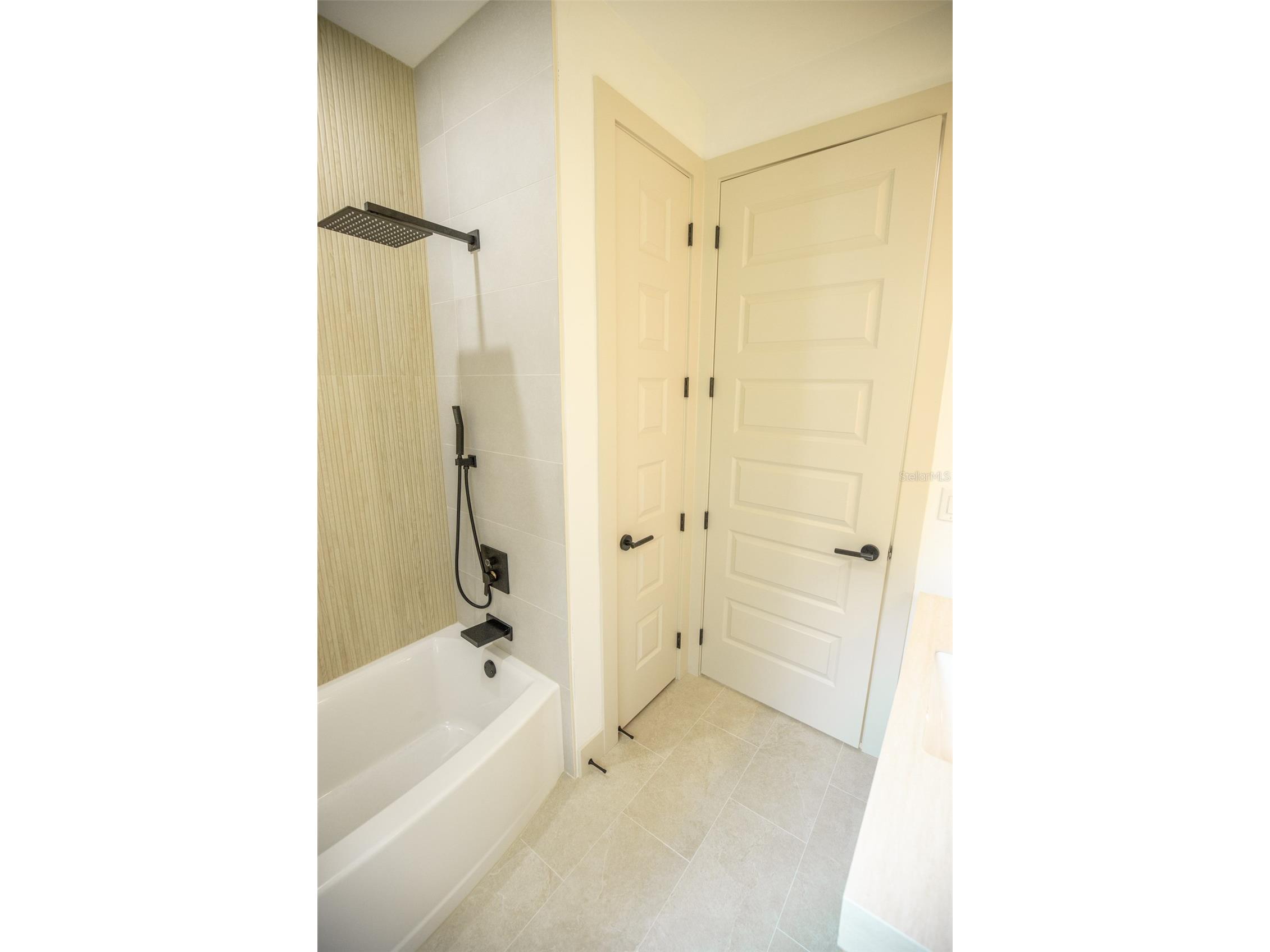 3833 Shorewood Street North Port FL 34286 A4693959 image41