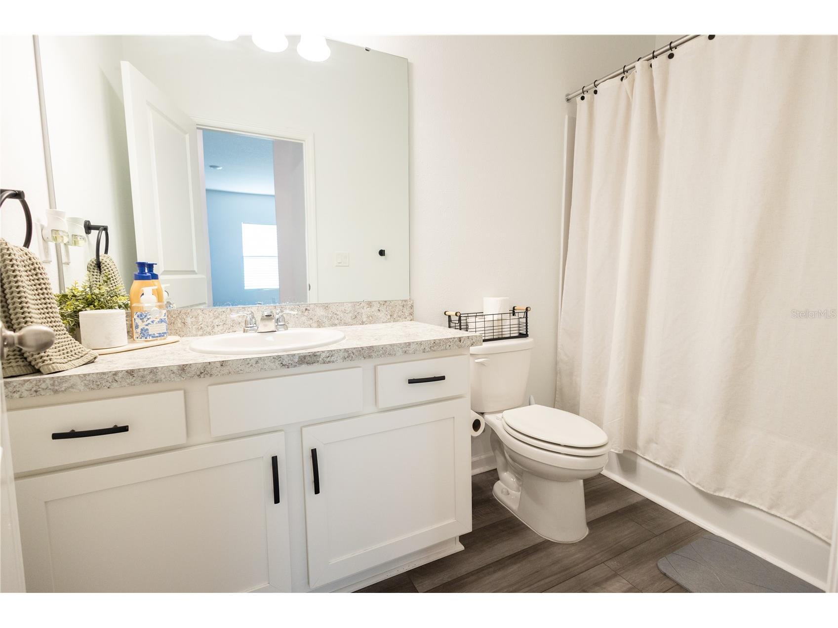 38330 Honeysuckle Drive Dade City FL 33525 A4679354 image14