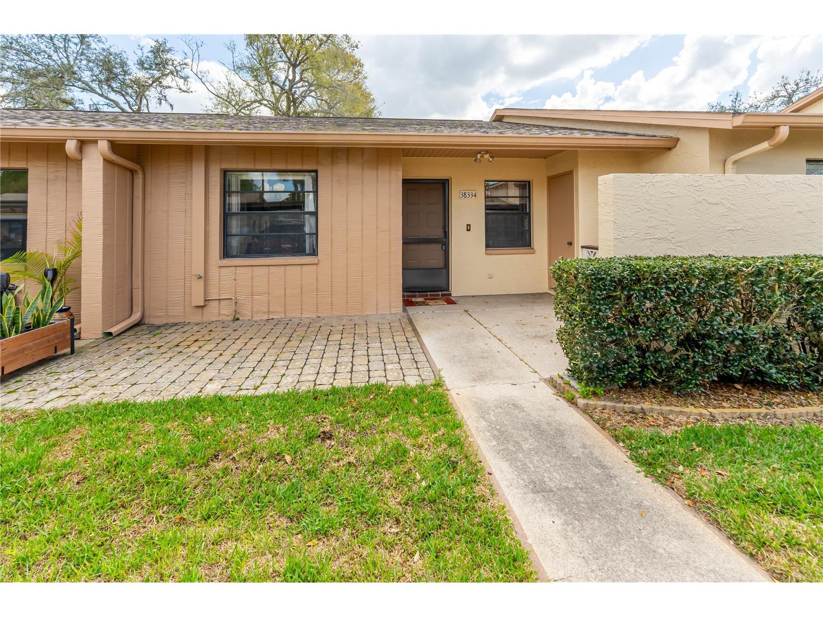 38334 Cottonwood Place Zephyrhills FL 33542 TB8484798 image2