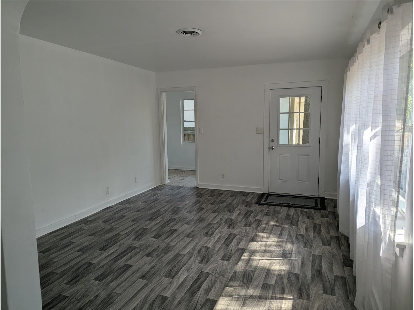3834 Dr Martin Luther King Jr Street S Saint Petersburg FL 33705 - LAKE MGGIORE TB8497382 image4