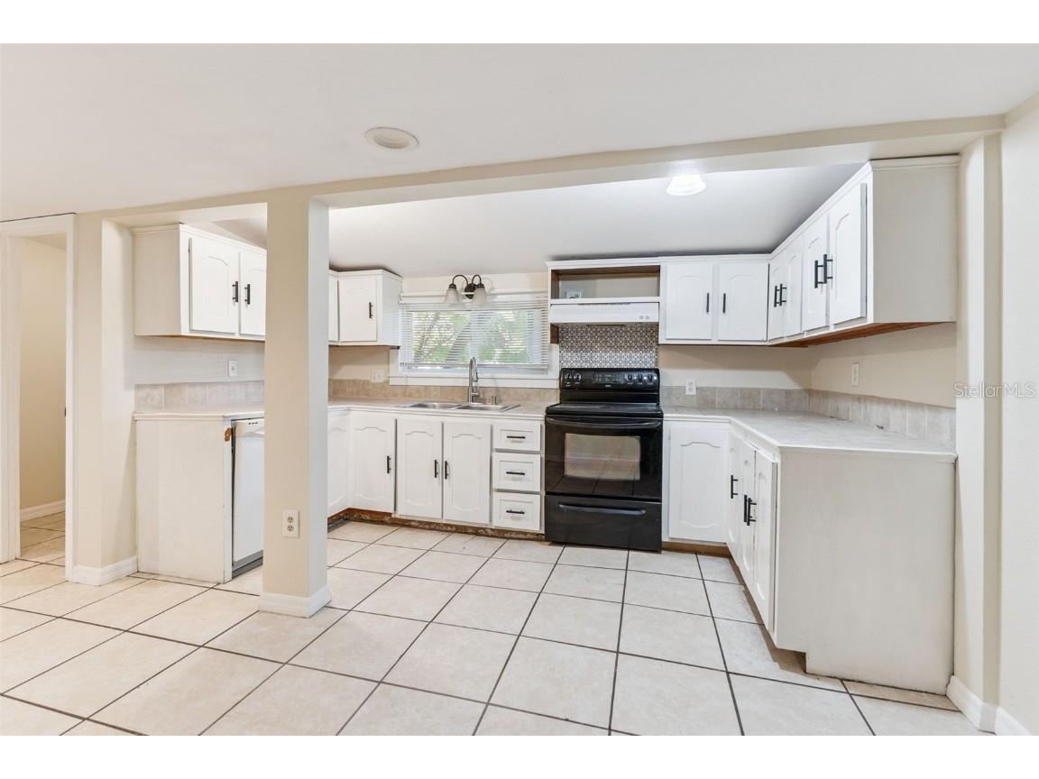 38341 Palm Grove Drive Zephyrhills FL 33542 O6362944 image8