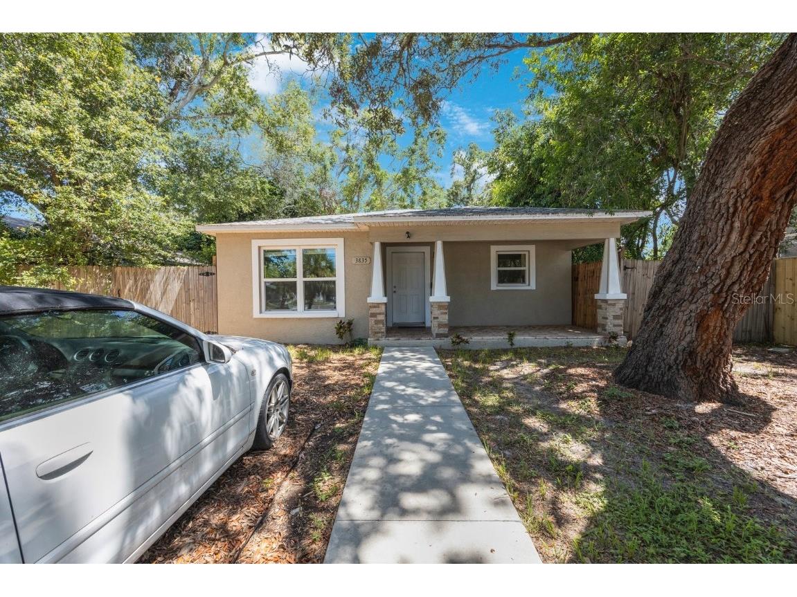 3835 18th Avenue S Saint Petersburg FL 33711 TB8415196 image1