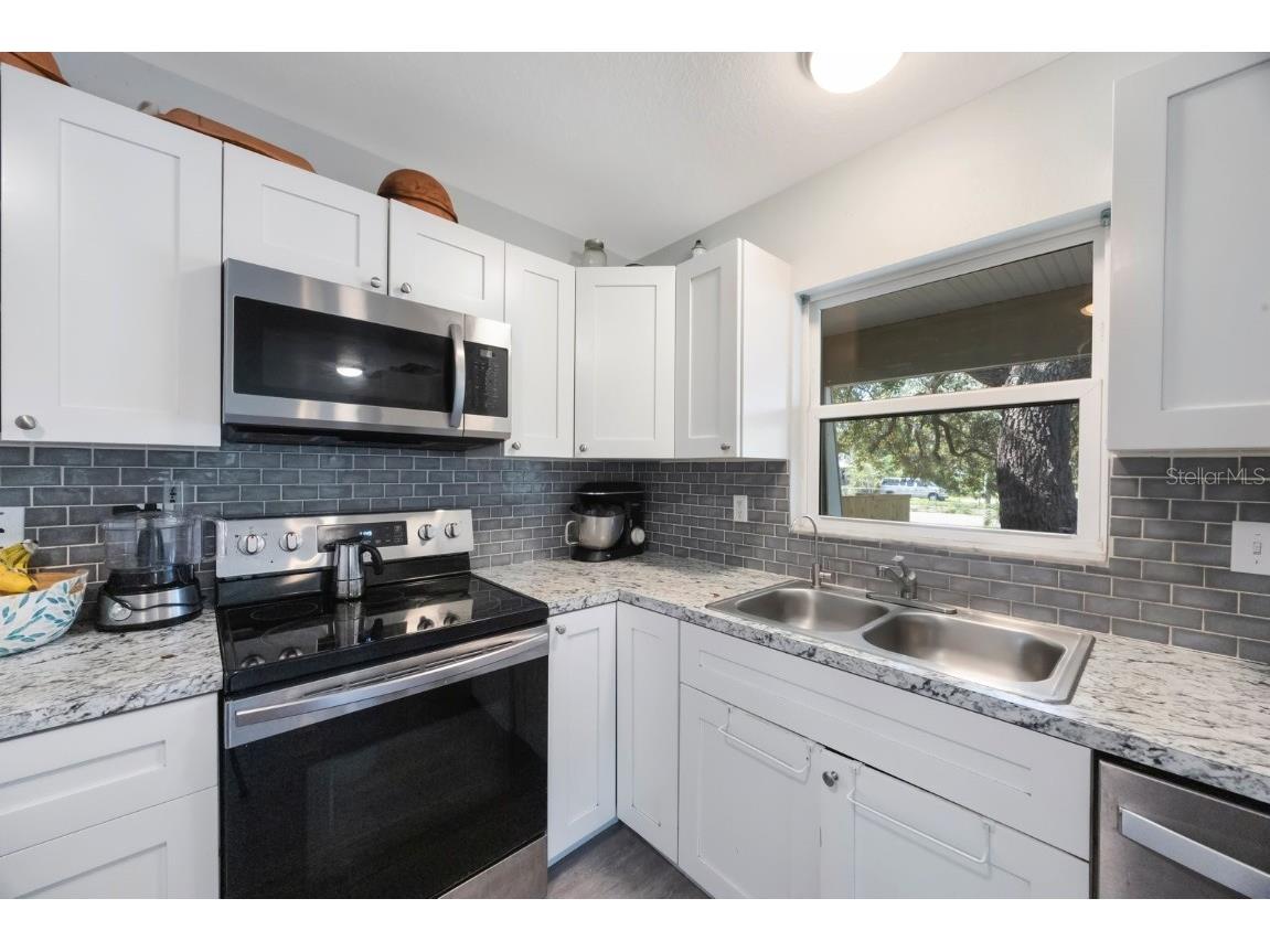 3835 18th Avenue S Saint Petersburg FL 33711 TB8415196 image14