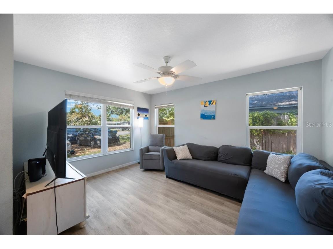 3835 18th Avenue S Saint Petersburg FL 33711 TB8415196 image7