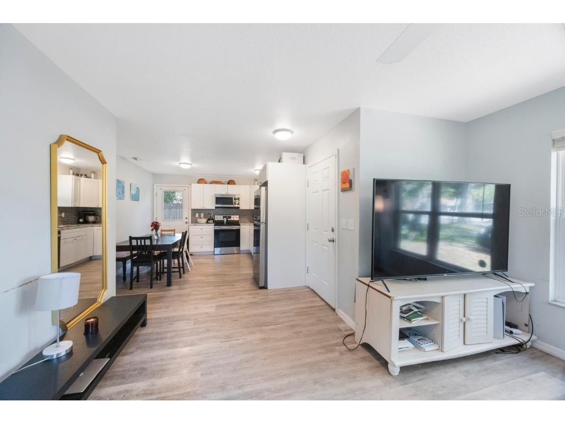 3835 18th Avenue S Saint Petersburg FL 33711 TB8415196 image9