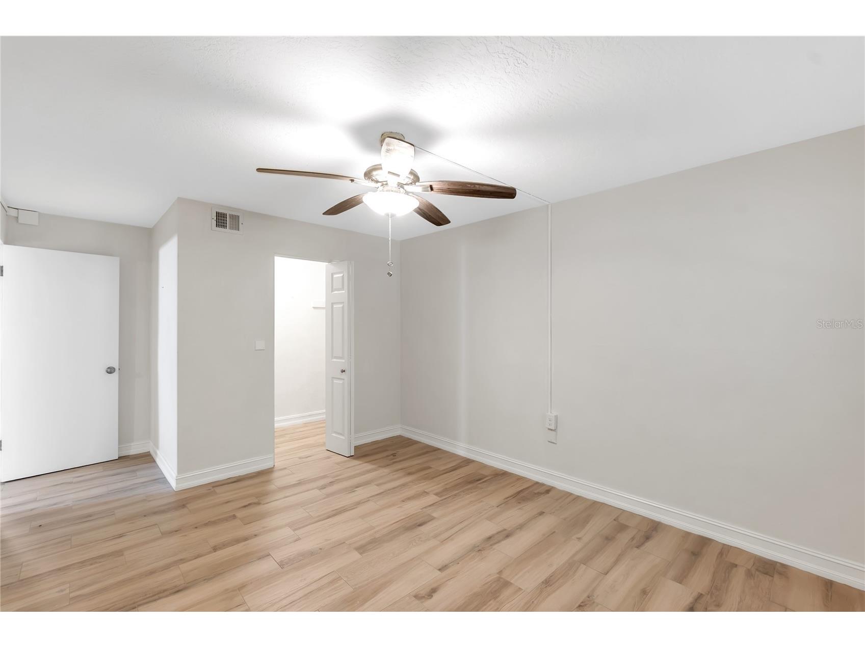 3835 Almeria Court #C1 Sarasota FL 34239 A4671843 image10