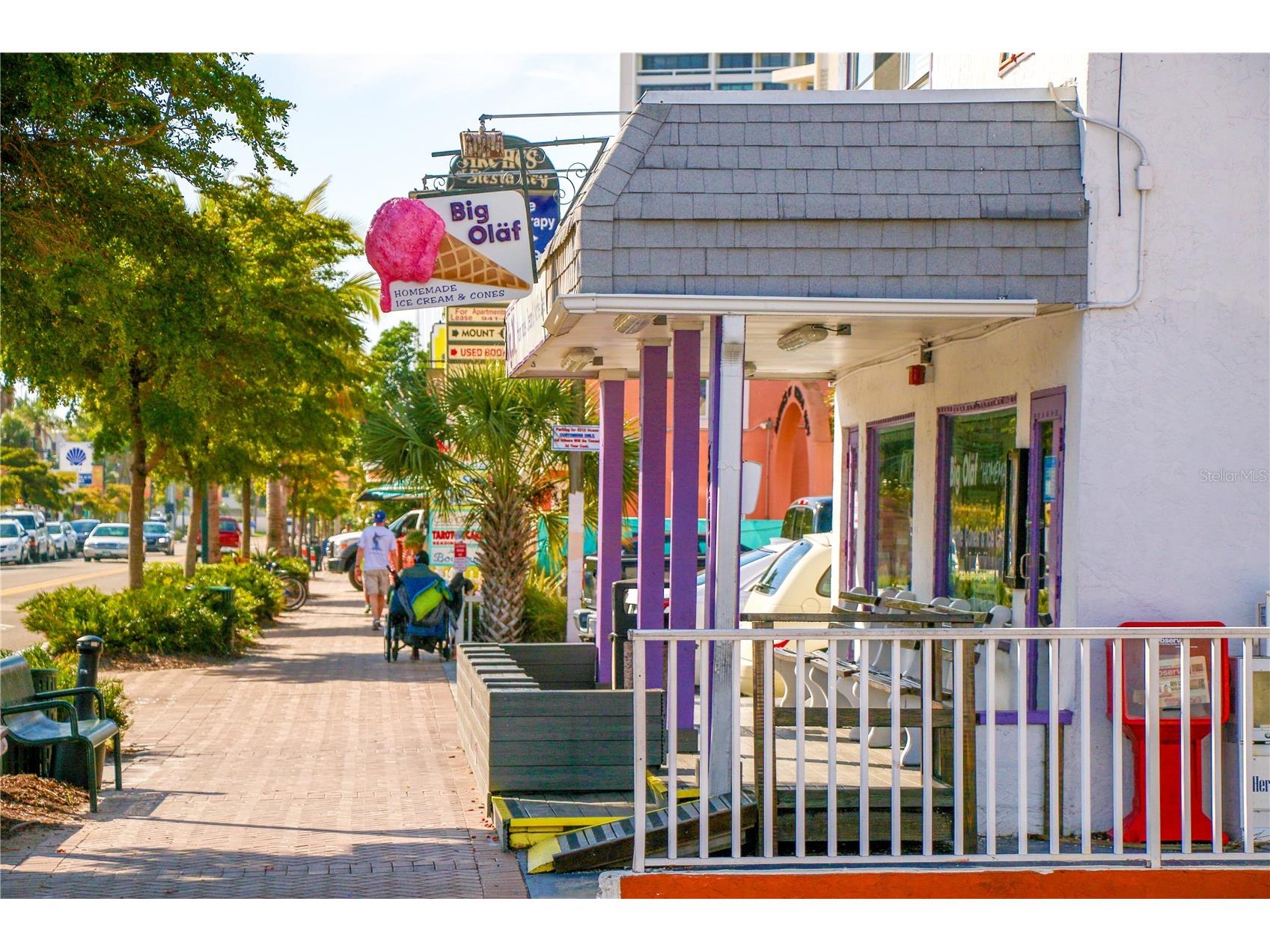 3835 Almeria Court #C1 Sarasota FL 34239 A4671843 image42