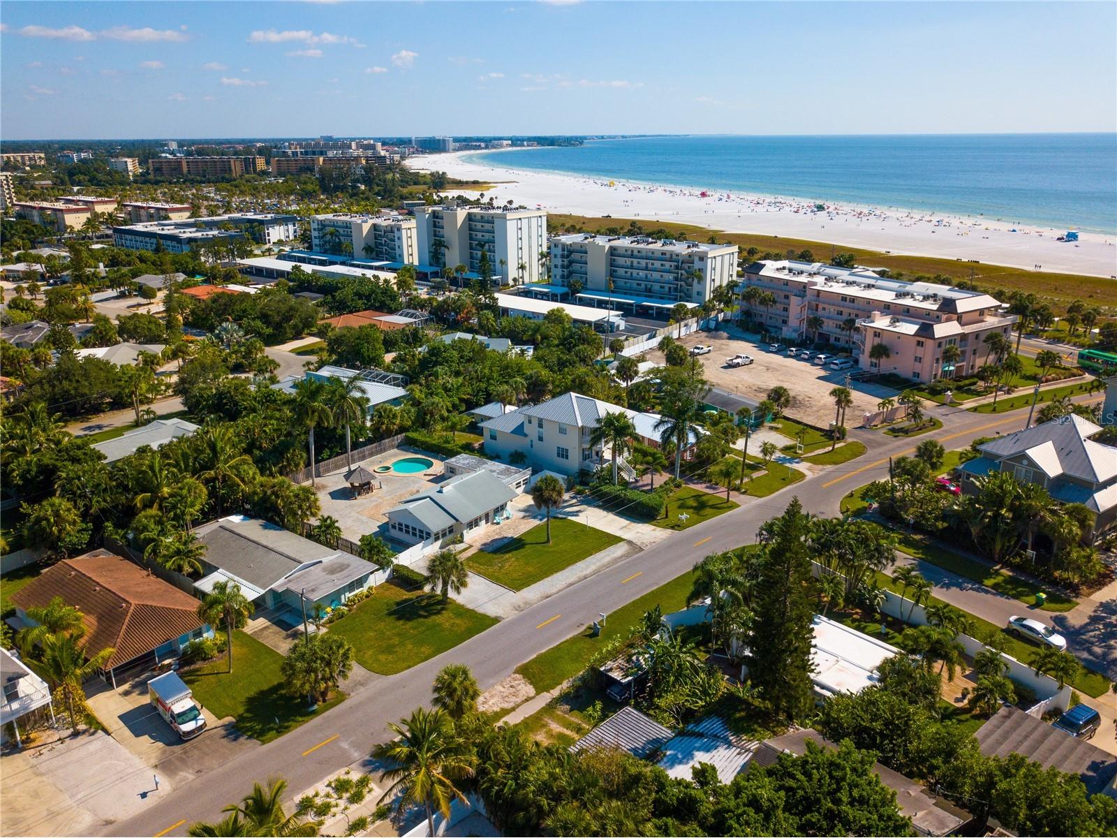 3835 Almeria Court #C1 Sarasota FL 34239 A4671843 image60