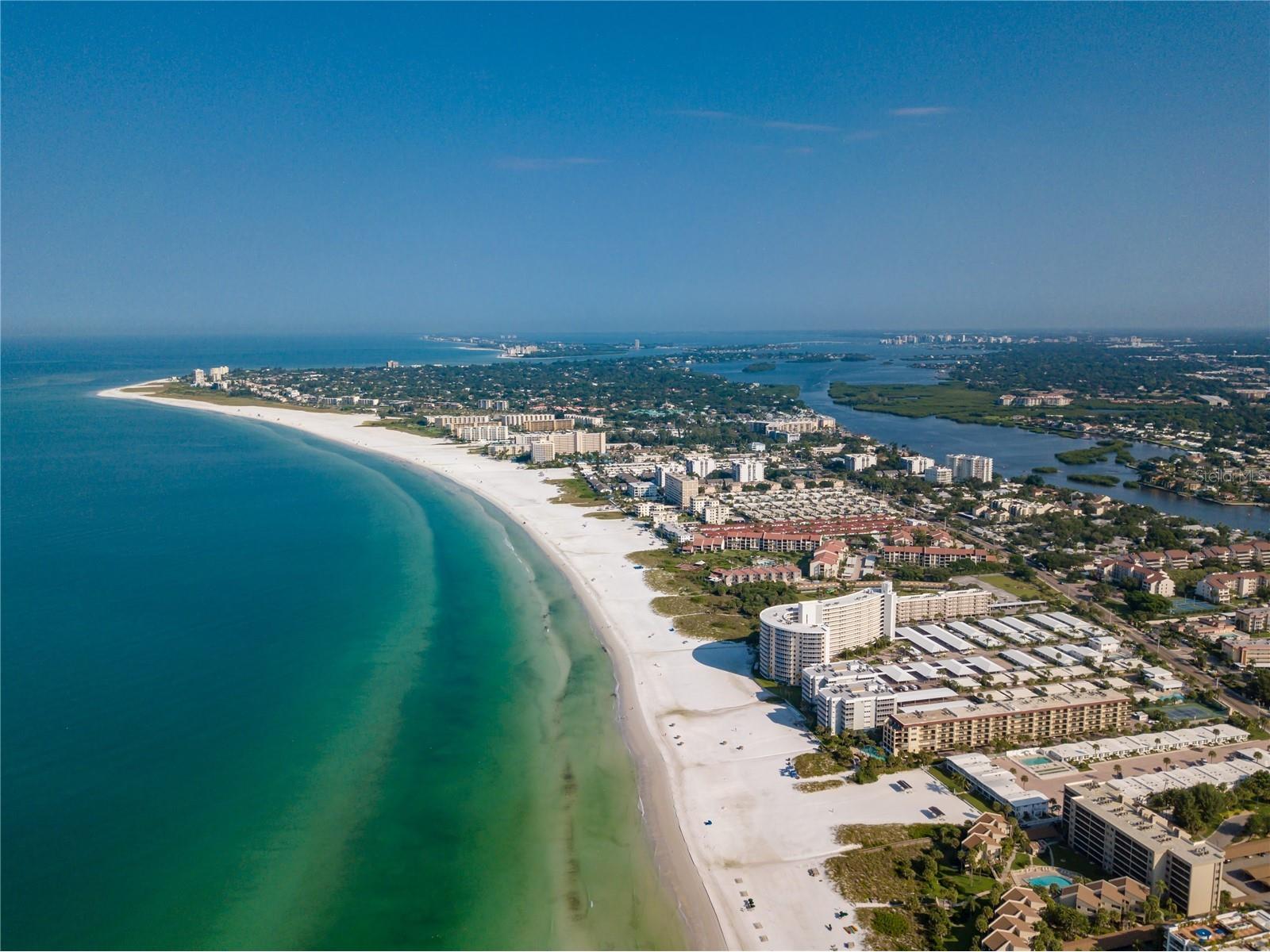 3835 Almeria Court #C1 Sarasota FL 34239 A4671843 image72