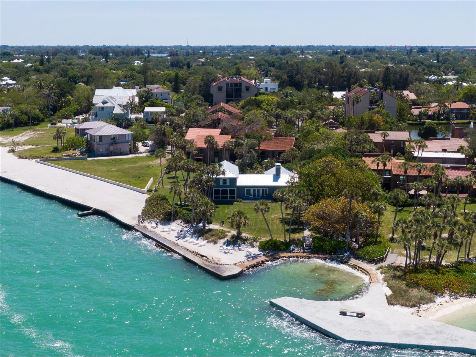 3835 Almeria Court #C1 Sarasota FL 34239 A4671843 image74