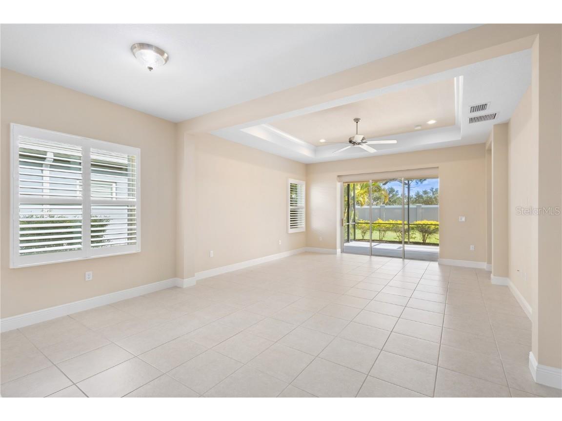 3835 Autumn Fern Terrace Sarasota FL 34243 A4670884 image13
