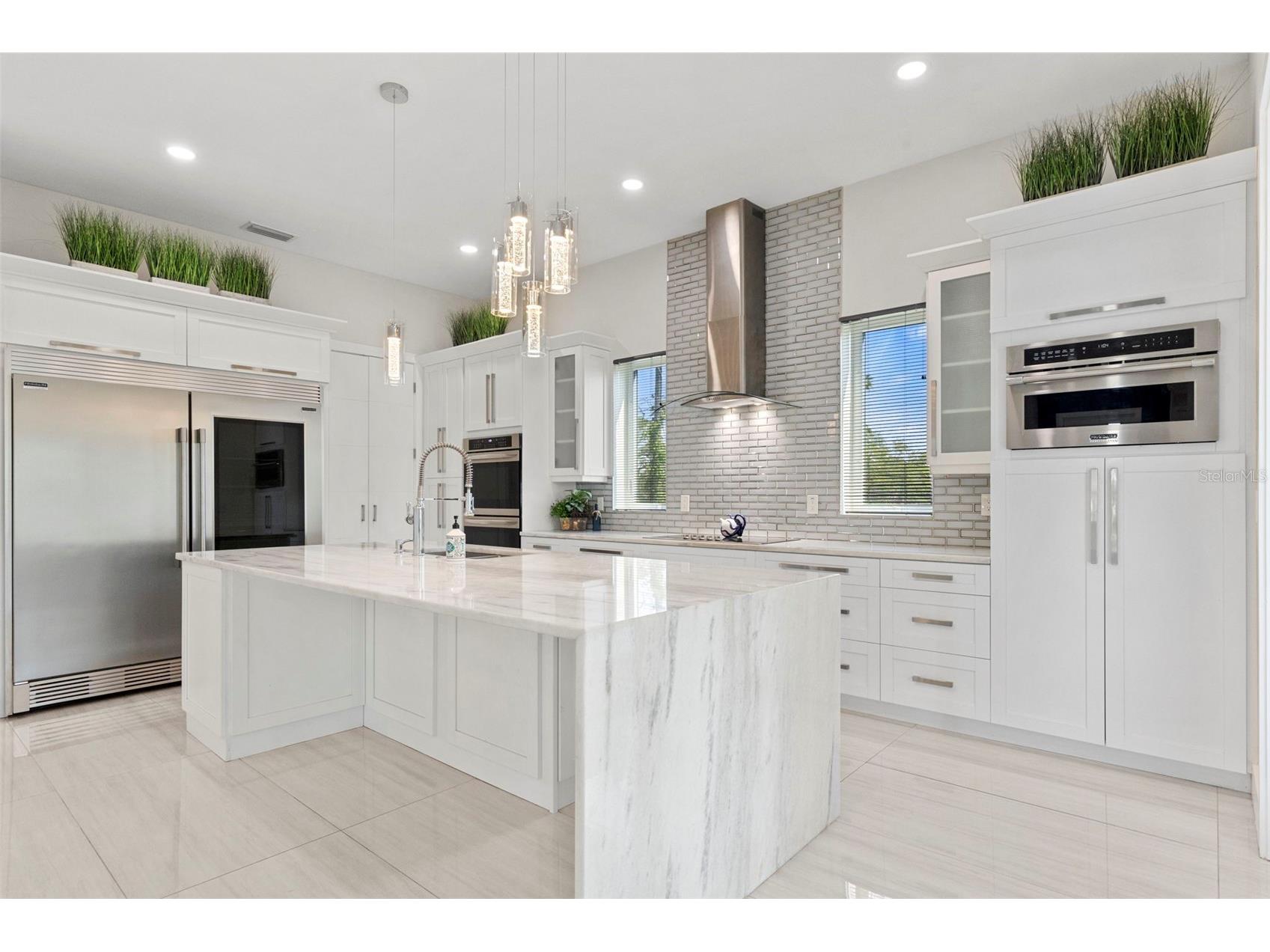 3835 Shore Acres Boulevard NE Saint Petersburg FL 33703 TB8502964 image12