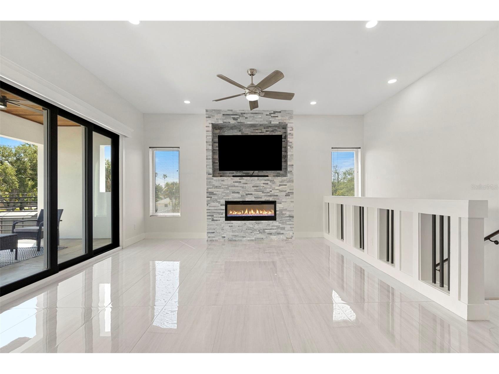 3835 Shore Acres Boulevard NE Saint Petersburg FL 33703 TB8502964 image13