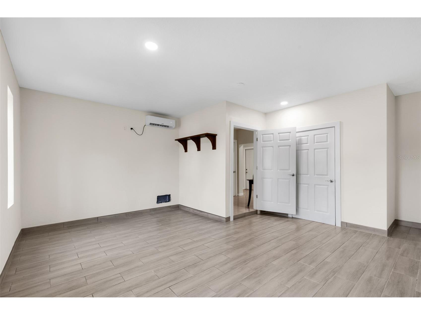 3835 Shore Acres Boulevard NE Saint Petersburg FL 33703 TB8502964 image50