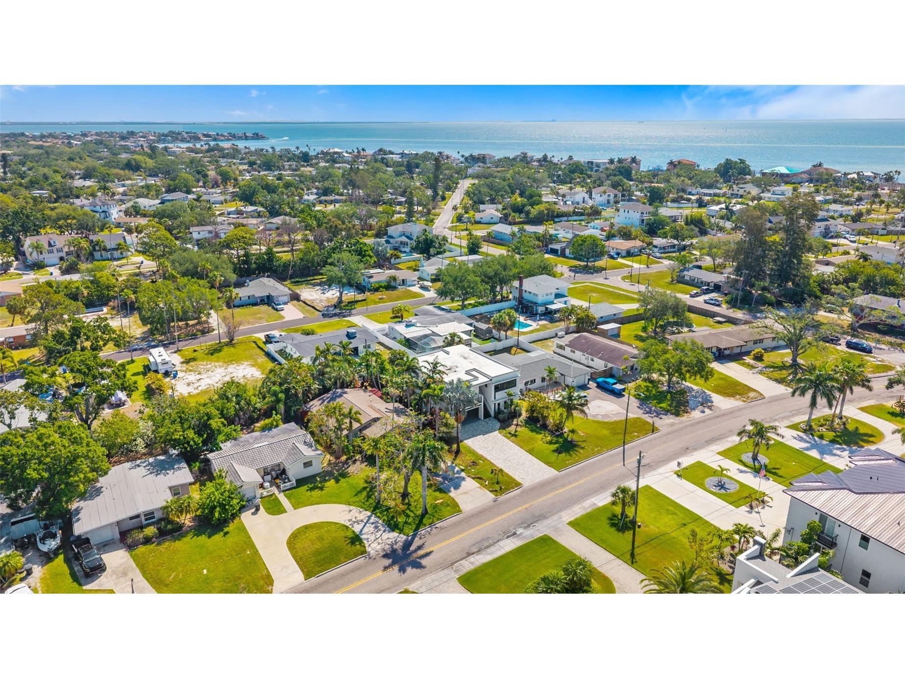 3835 Shore Acres Boulevard NE Saint Petersburg FL 33703 TB8502964 image71