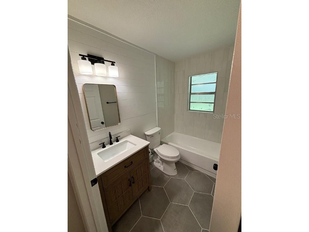 38351 A Avenue Zephyrhills FL 33542 TB8424791 image9