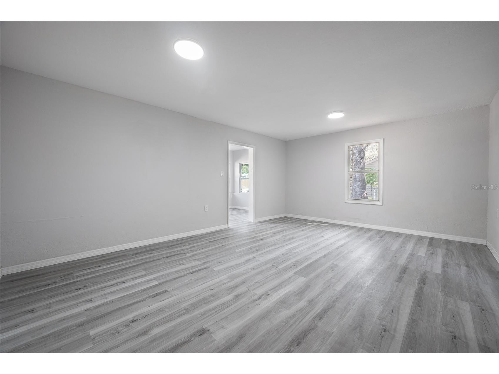 38352 Corey Street Zephyrhills FL 33542 TB8445465 image10