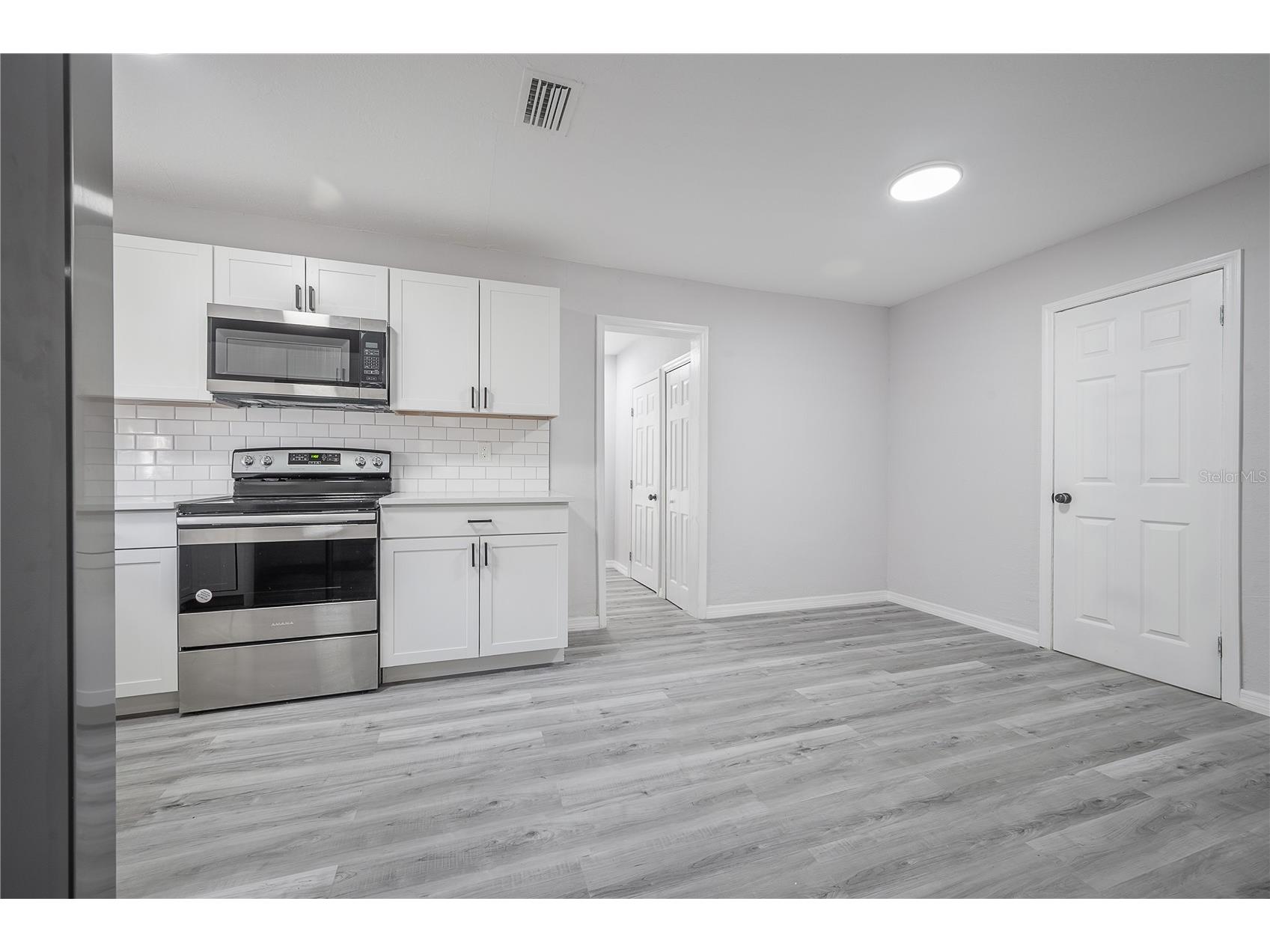 38352 Corey Street Zephyrhills FL 33542 TB8445465 image13