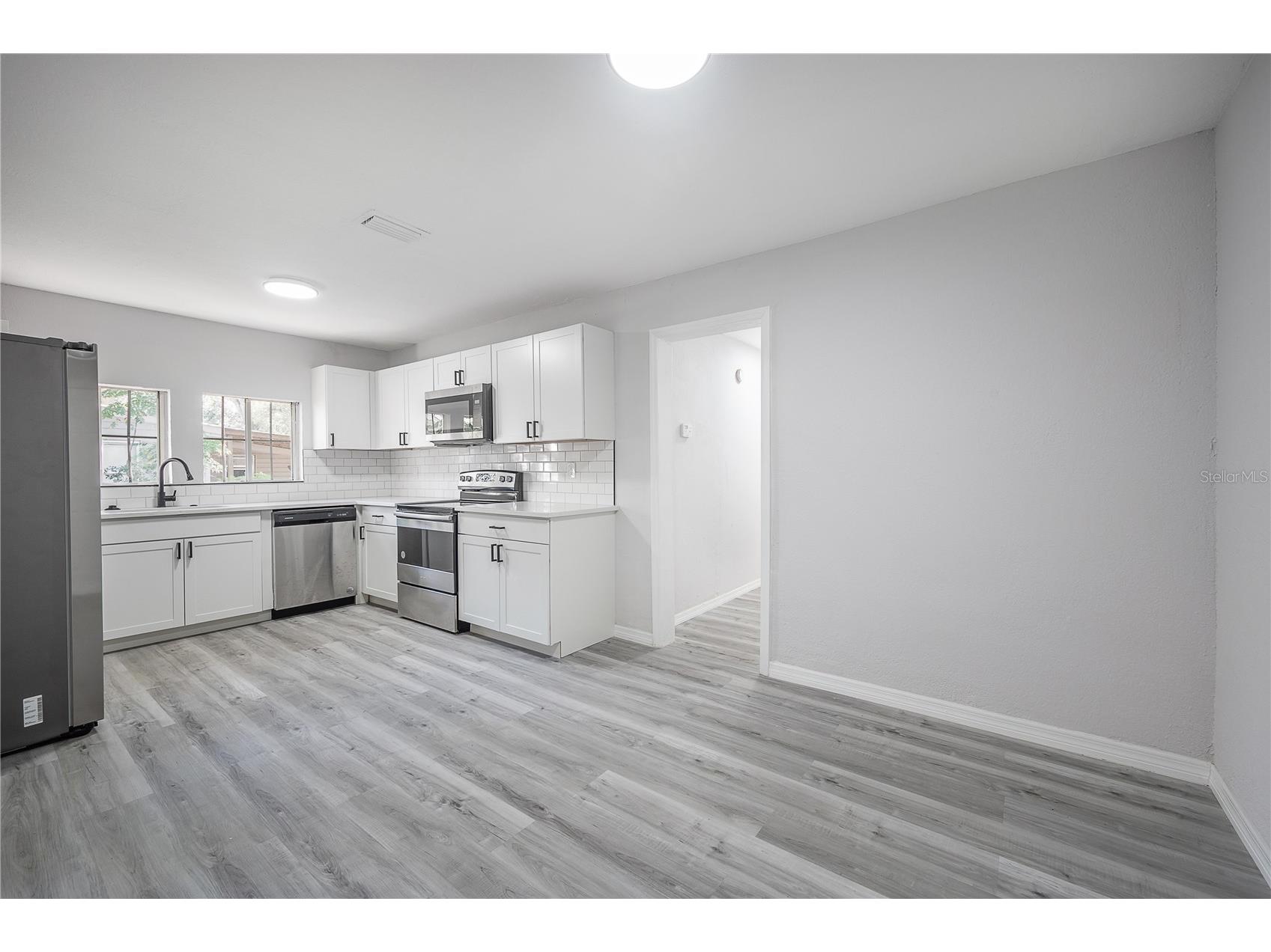 38352 Corey Street Zephyrhills FL 33542 TB8445465 image14