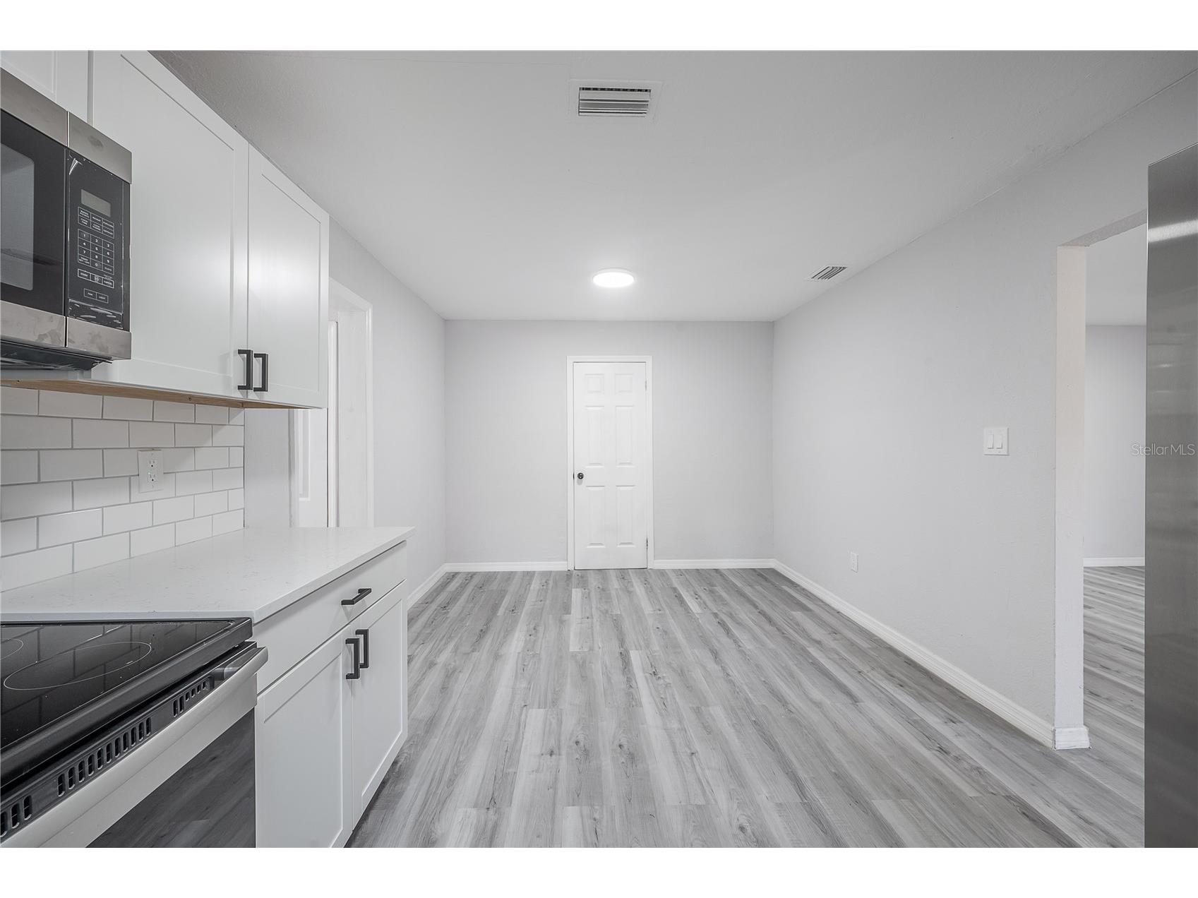 38352 Corey Street Zephyrhills FL 33542 TB8445465 image19