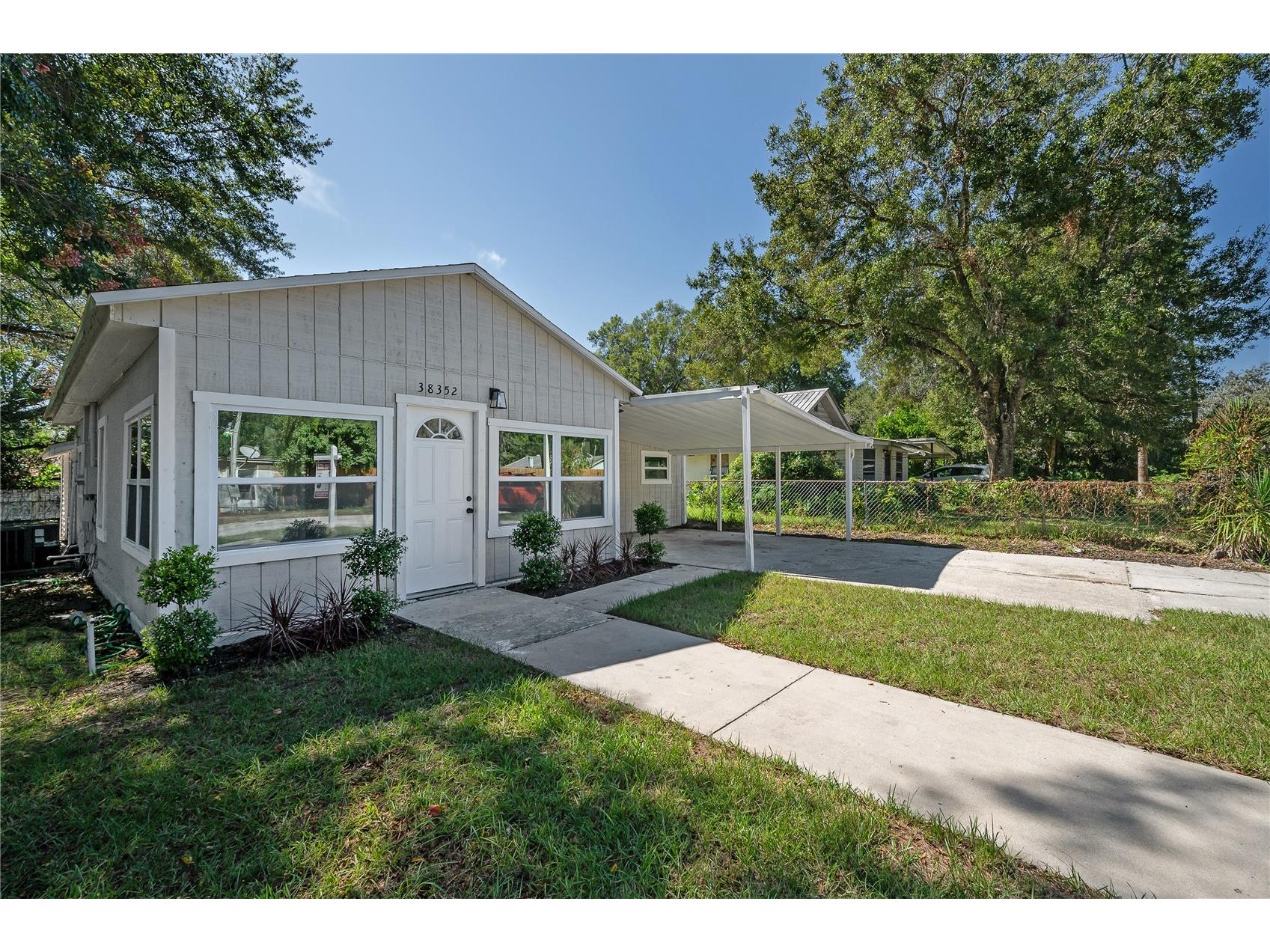 38352 Corey Street Zephyrhills FL 33542 TB8445465 image2