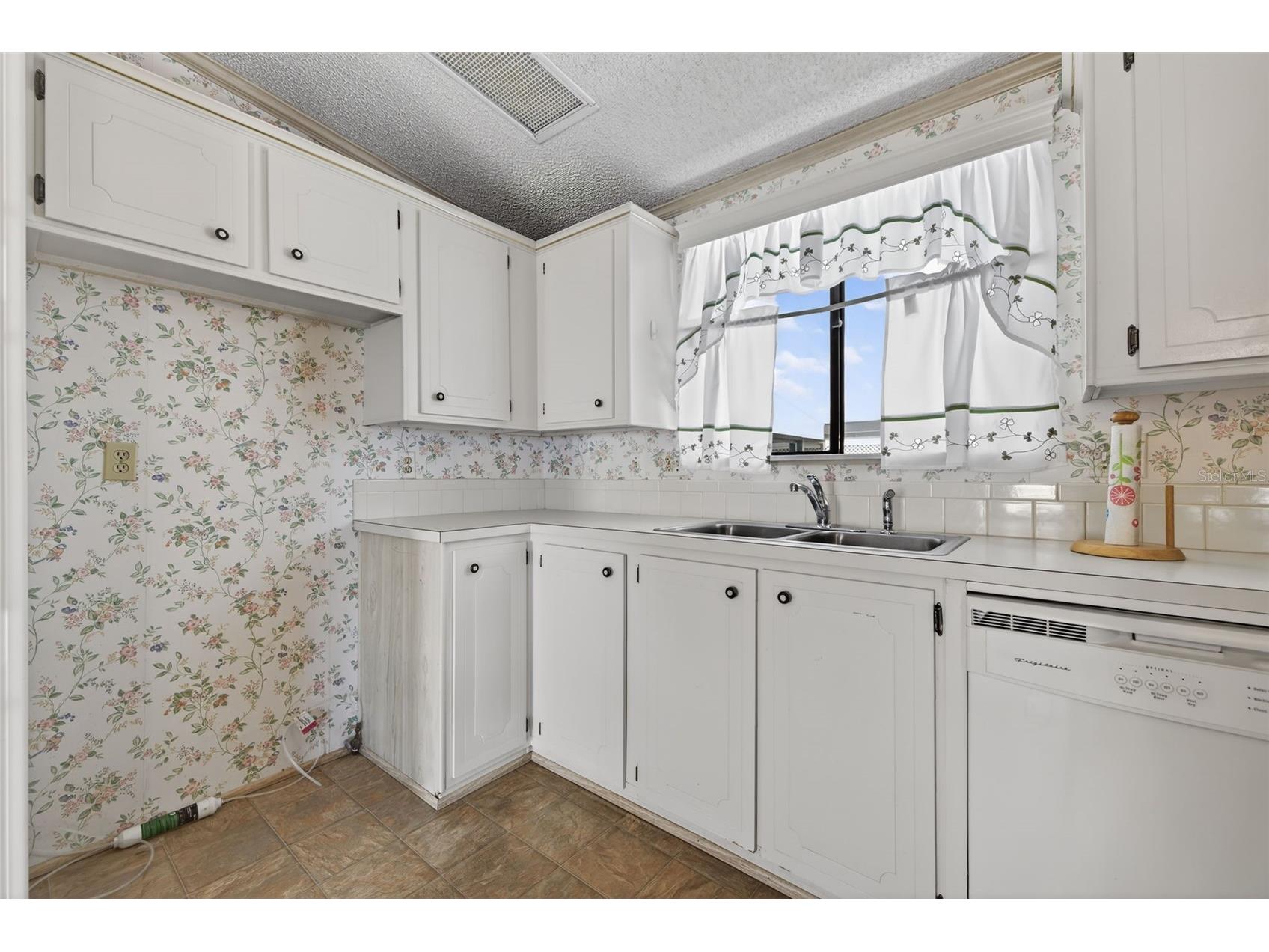 3836 William Hume Drive Zephyrhills FL 33541 TB8474484 image12